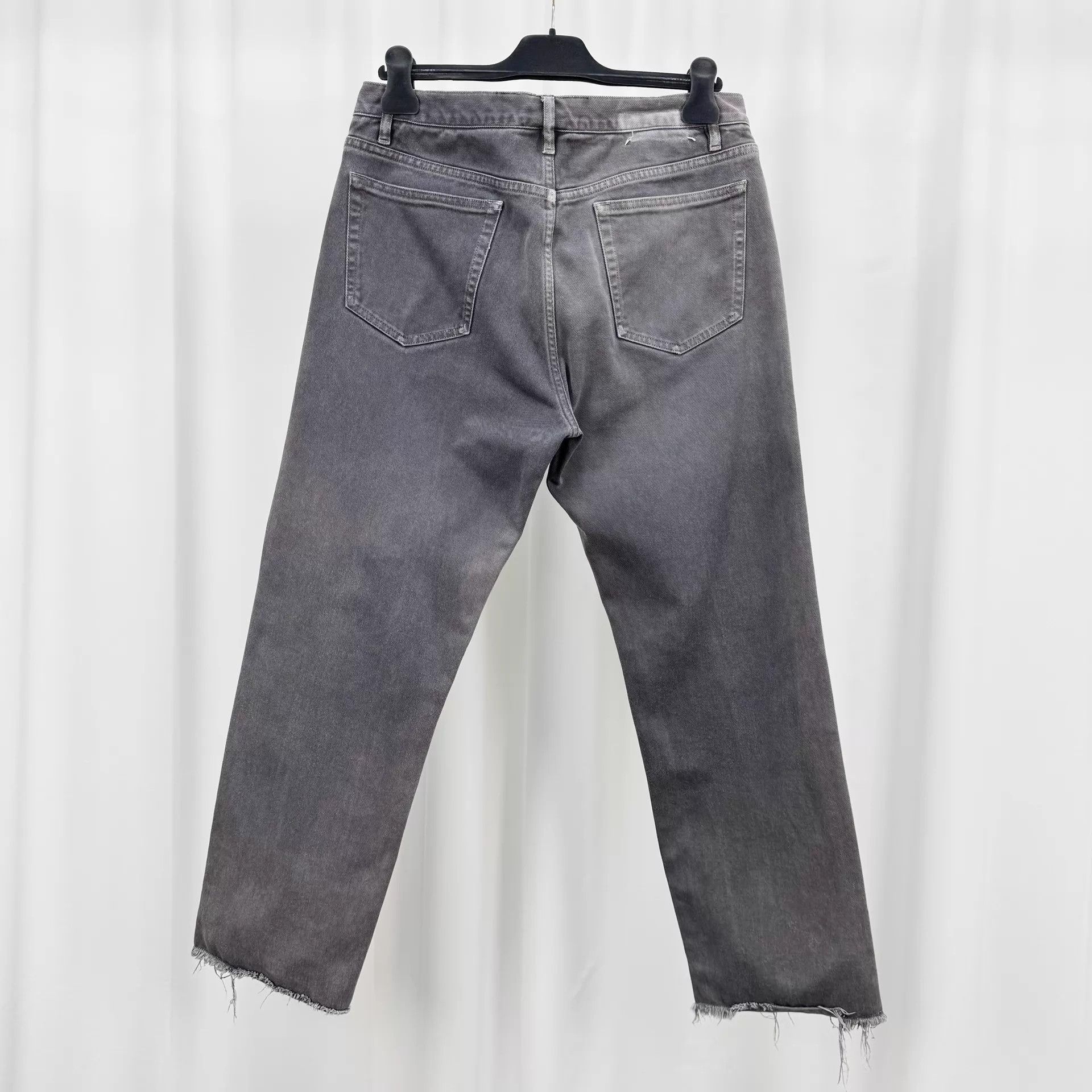 Maison Margiela Maison Margiela Smoke Gray Washed Denim Jeans W32 99 New Size US 32 / EU 48 - 2 Thumbnail
