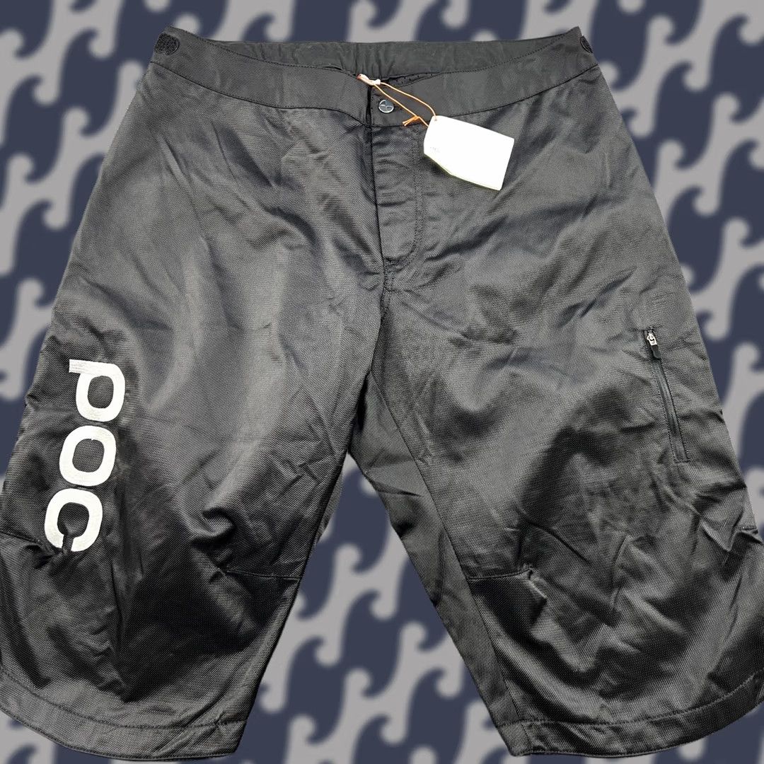 Vintage POC DH Shorts Mens 34 Uranium Black MTB Cycling Enduro Athletic Quick Dry Water Resistant Sportswear Regular Size/Casual Mens Size US 34 / EU 50 - 1 Thumbnail