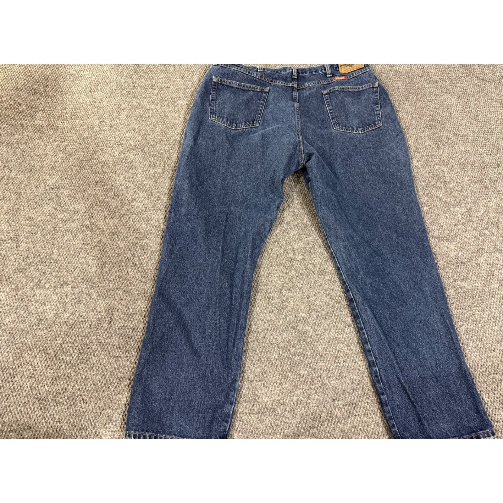 Wrangler Wrangler jeans mens 42x30 blue straight leg denim classic cowboy Size US 42 / EU 58 - 6 Thumbnail
