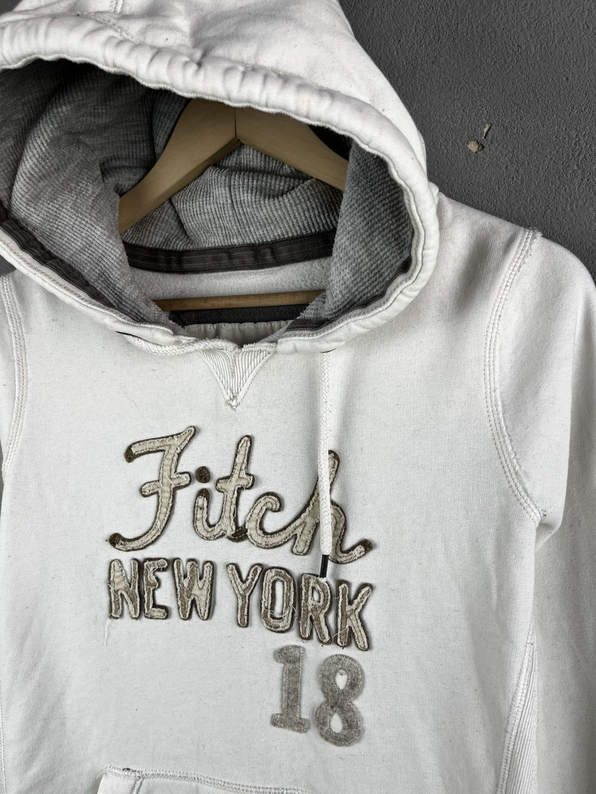 Abercrombie & Fitch Abercrombie fitch y2k hoodie size m Size M / US 6-8 / IT 42-44 - 10 Thumbnail