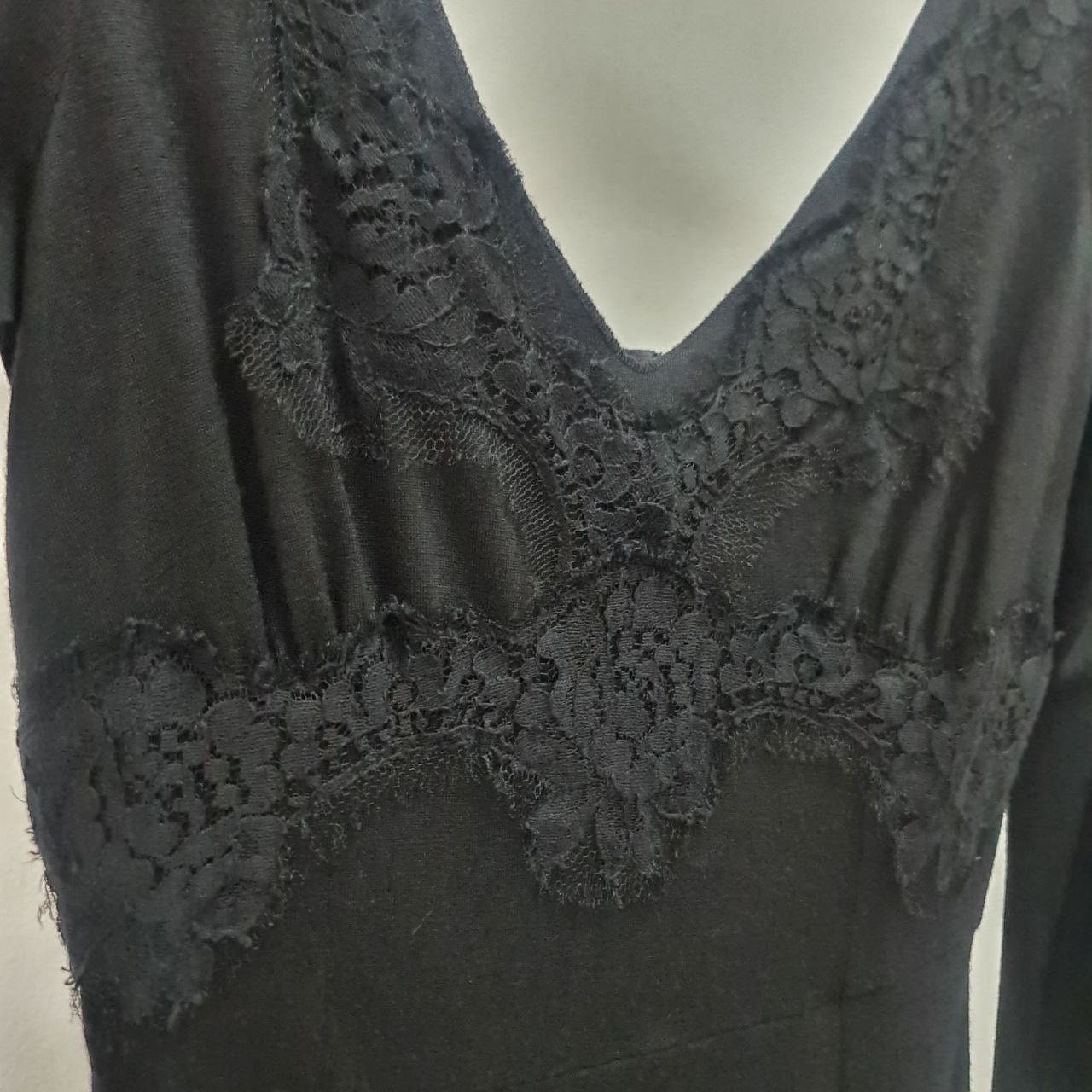 Dolce & Gabbana Dolce & Gabbana Black Fitted Lace Dress Sz.40 Size S / US 4 / IT 40 - 5 Thumbnail