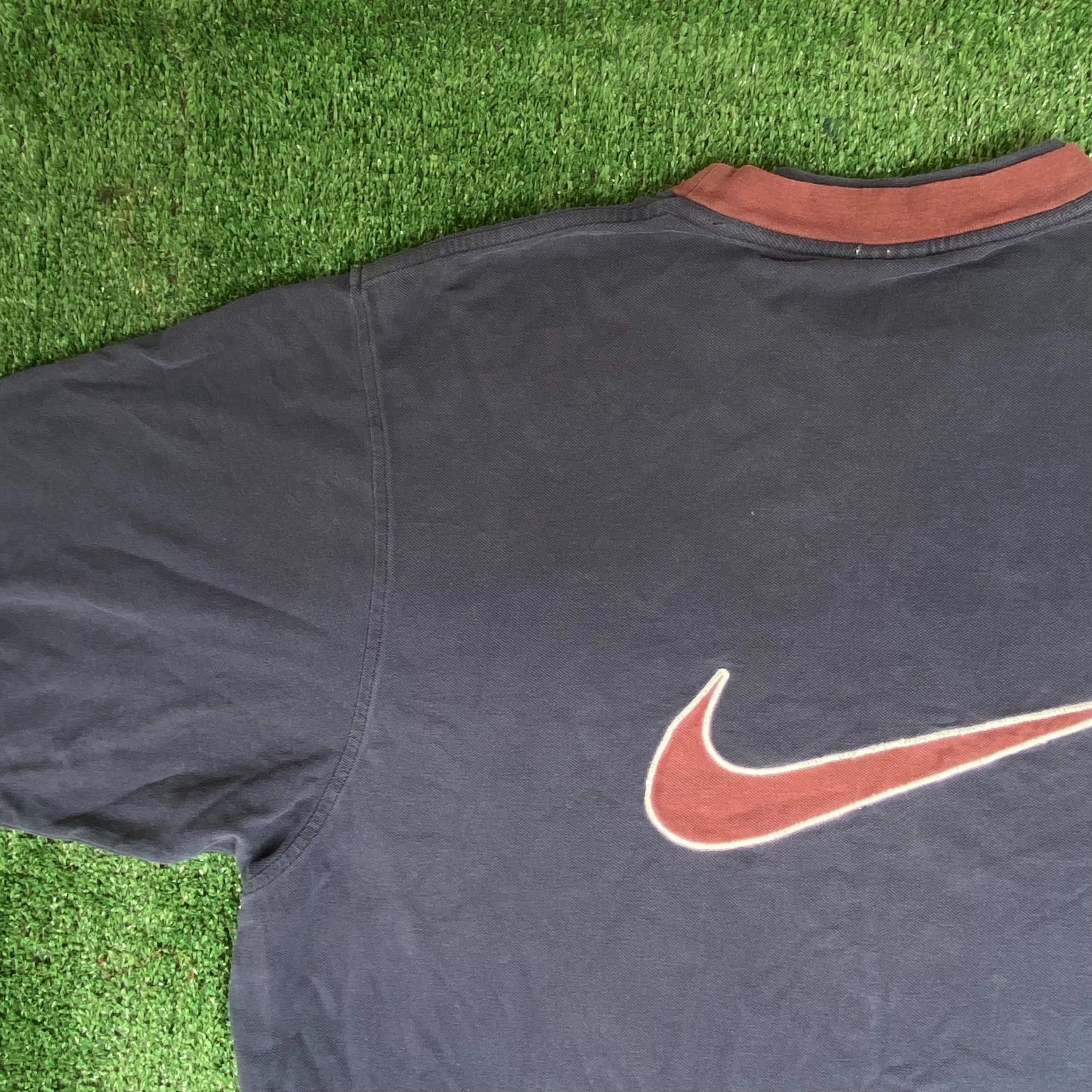Nike Vintage 90s Nike Center Swoosh Shirt Rare Navy Logo Tee Size US XL / EU 56 / 4 - 2 Thumbnail