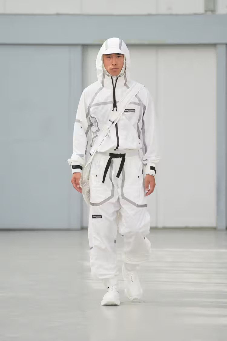 Tobias Birk Nielsen SS23 Iso Poetism Tobias Birk Nielsen White Tech-Nylon Pants Size US 32 / EU 48 - 2 Thumbnail