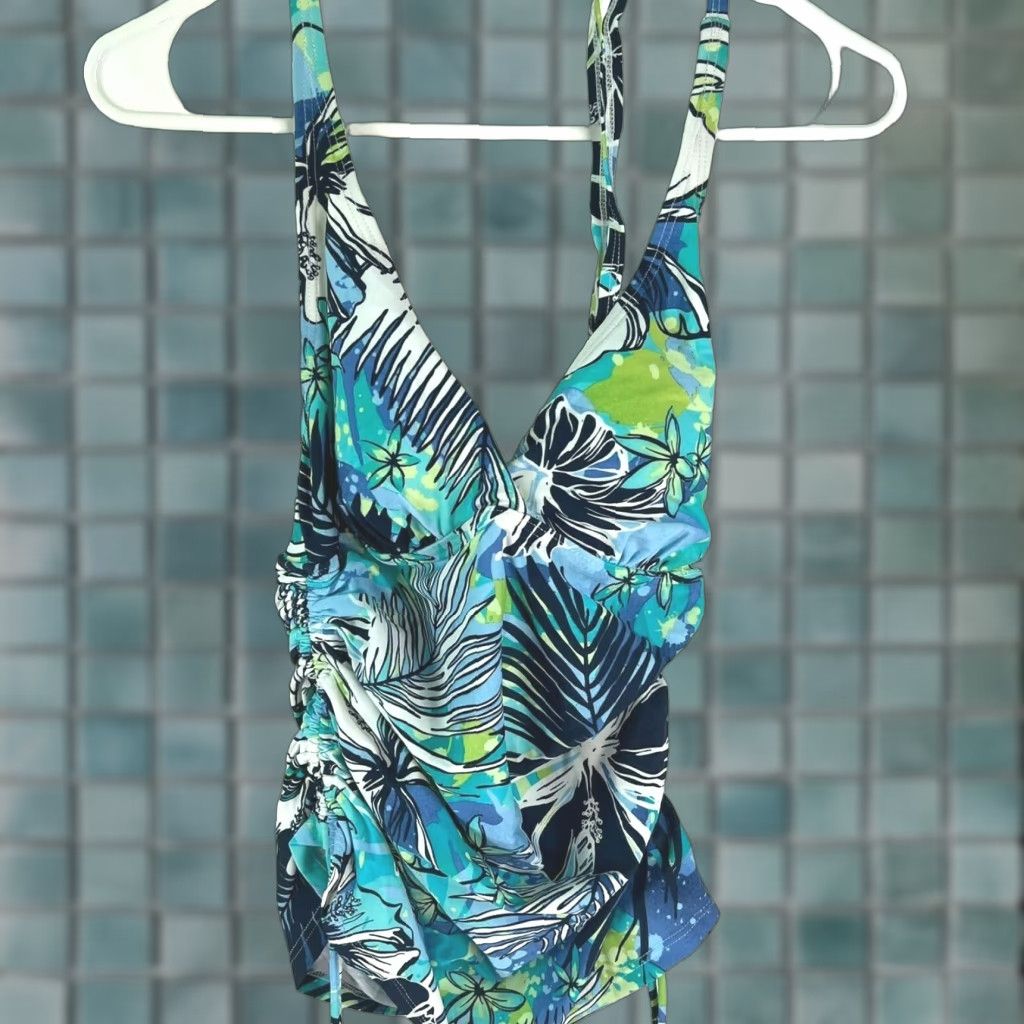 Croft & Barrow Croft & Barrow Womens Animal Print Tummy Slimmer Halter Blue Tankini Top Size 6 Size M / US 6-8 / IT 42-44 - 1 Thumbnail