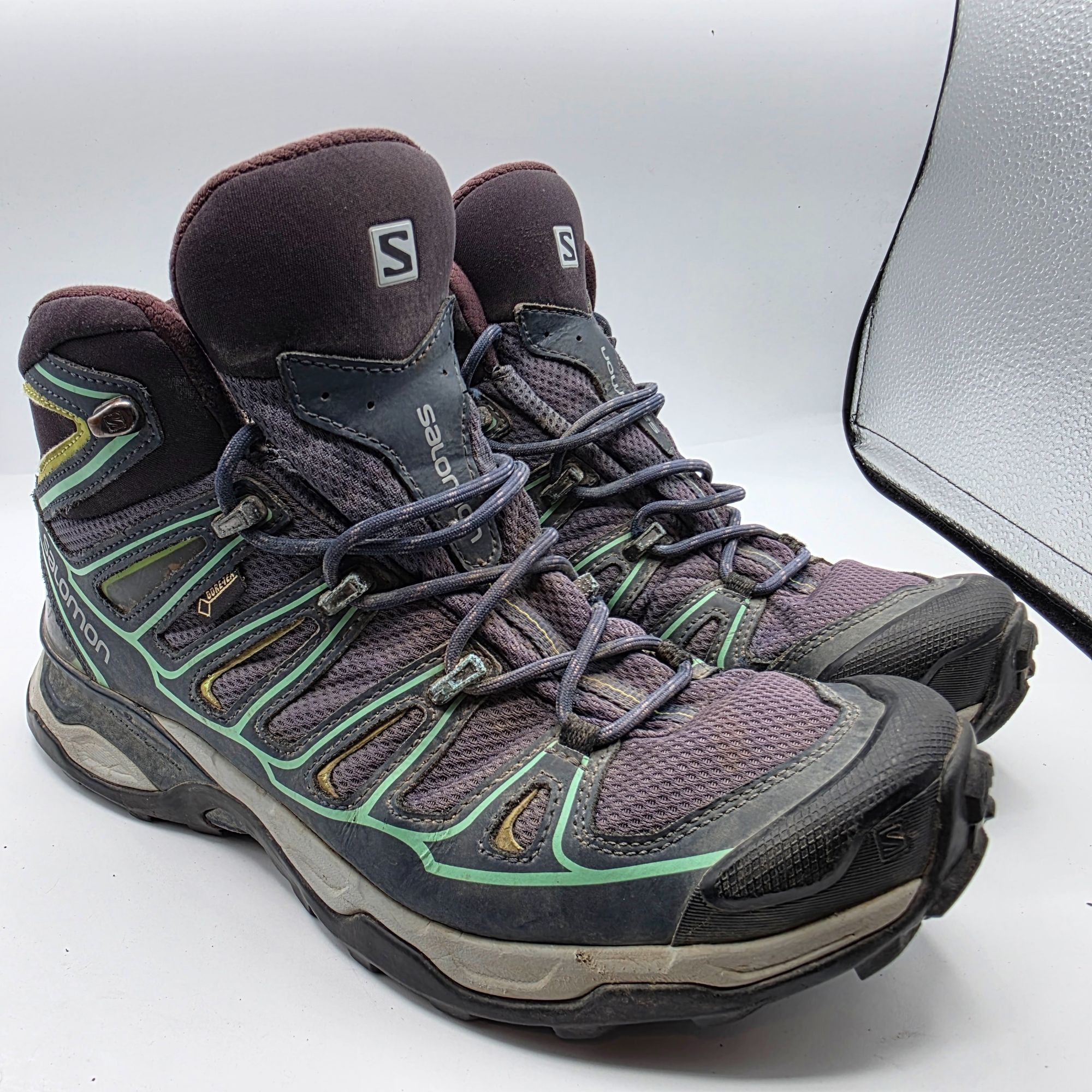 Salomon X Ultra Mid 2 GTX Womens Size 9 Hiking Shoes Camping