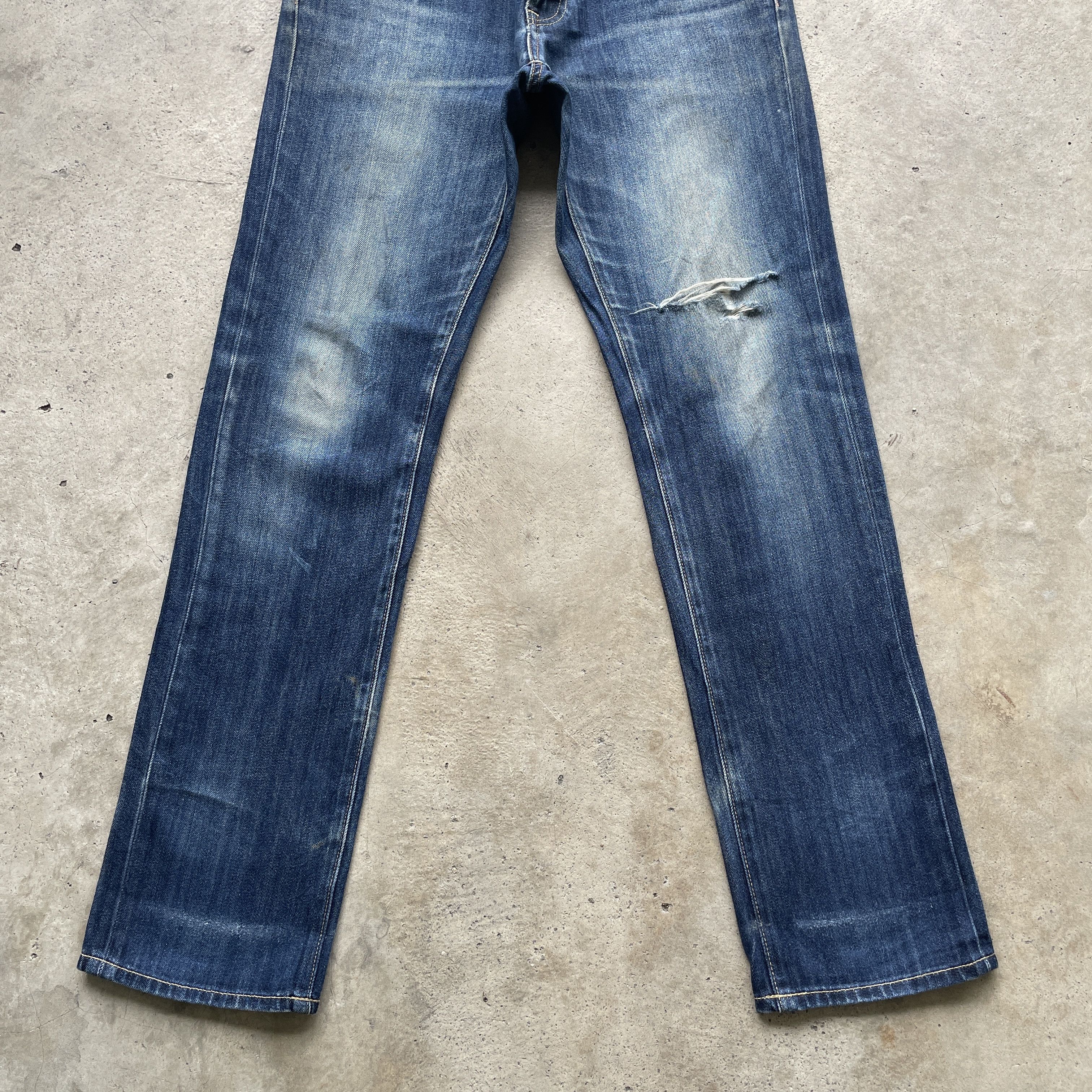 Japanese Brand Vintage Faded Japanese Brand Distressed Jeans Denim Pants Size US 31 - 4 Thumbnail