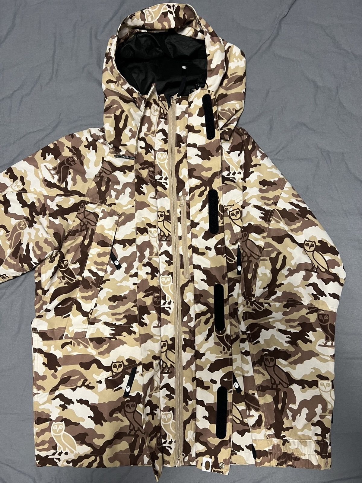 Bape × October's Very Own Bape x OVO Woodland Camo Snowboard Jacket Size US XL / EU 56 / 4 - 4 Thumbnail