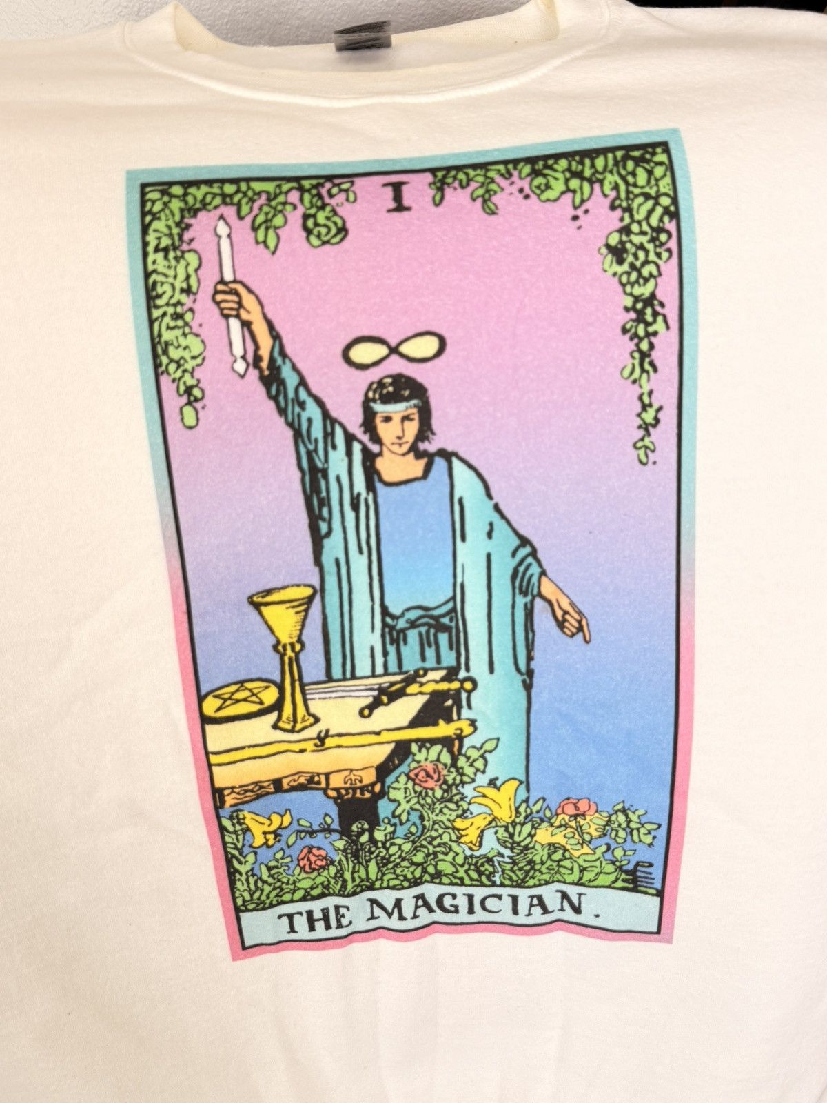 Gildan The Magician tarot card crewneck Size US XL / EU 56 / 4 - 2 Thumbnail
