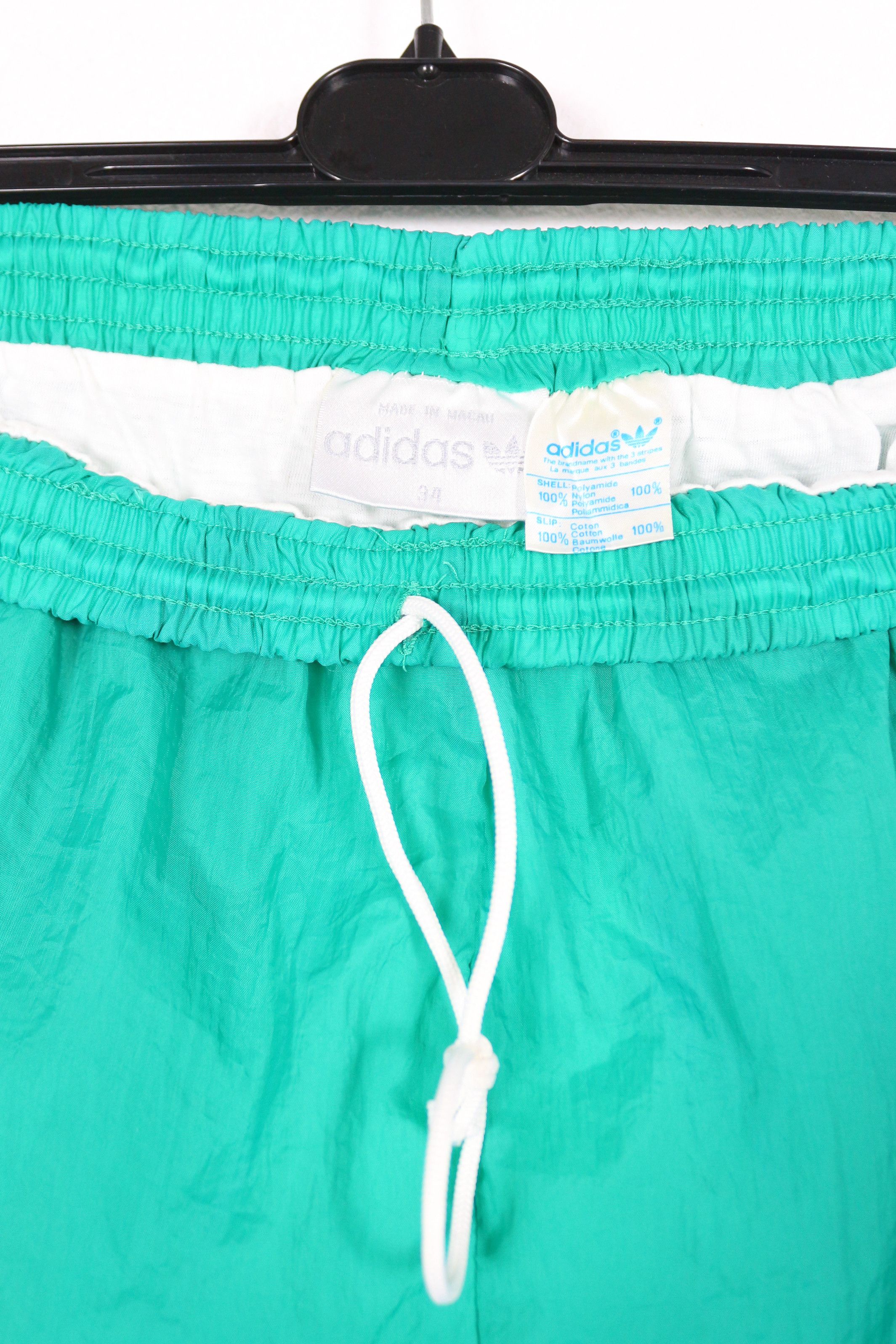 Adidas × Vintage Vintage Adidas Three Stripes Logo Green Shorts Sportswear Size US 32 / EU 48 - 5 Thumbnail