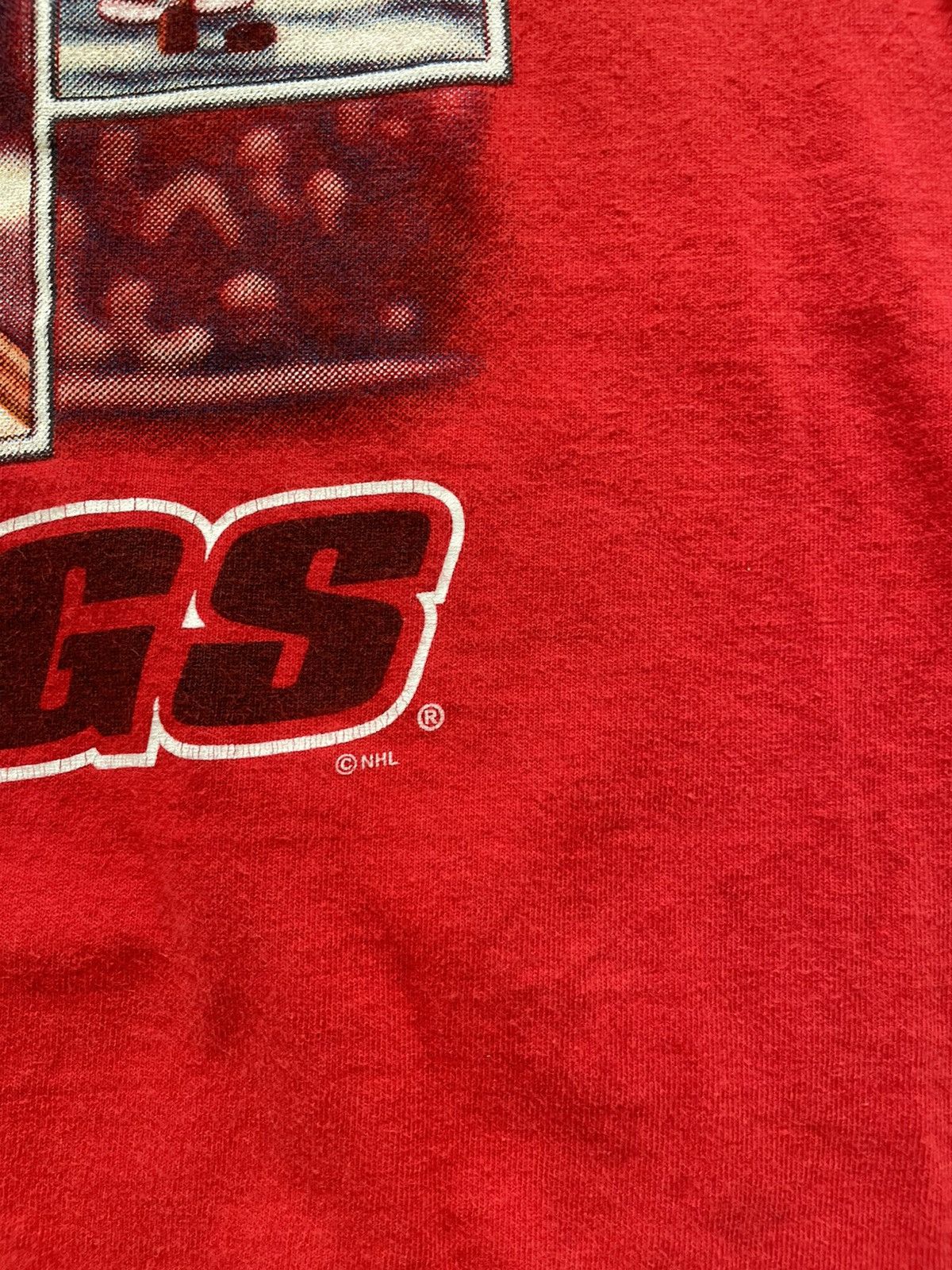 Nutmeg Nutmeg Mills Lee Sport Detroit Red Wings NHL VTG 90s Tee L Size US L / EU 52-54 / 3 - 11 Thumbnail