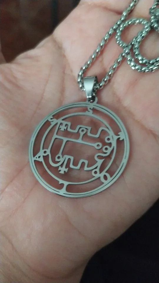 Jewelry Demon STOLAS Sigil Satan Pendant Necklace Emblem Talisman Size ONE SIZE - 1 Thumbnail