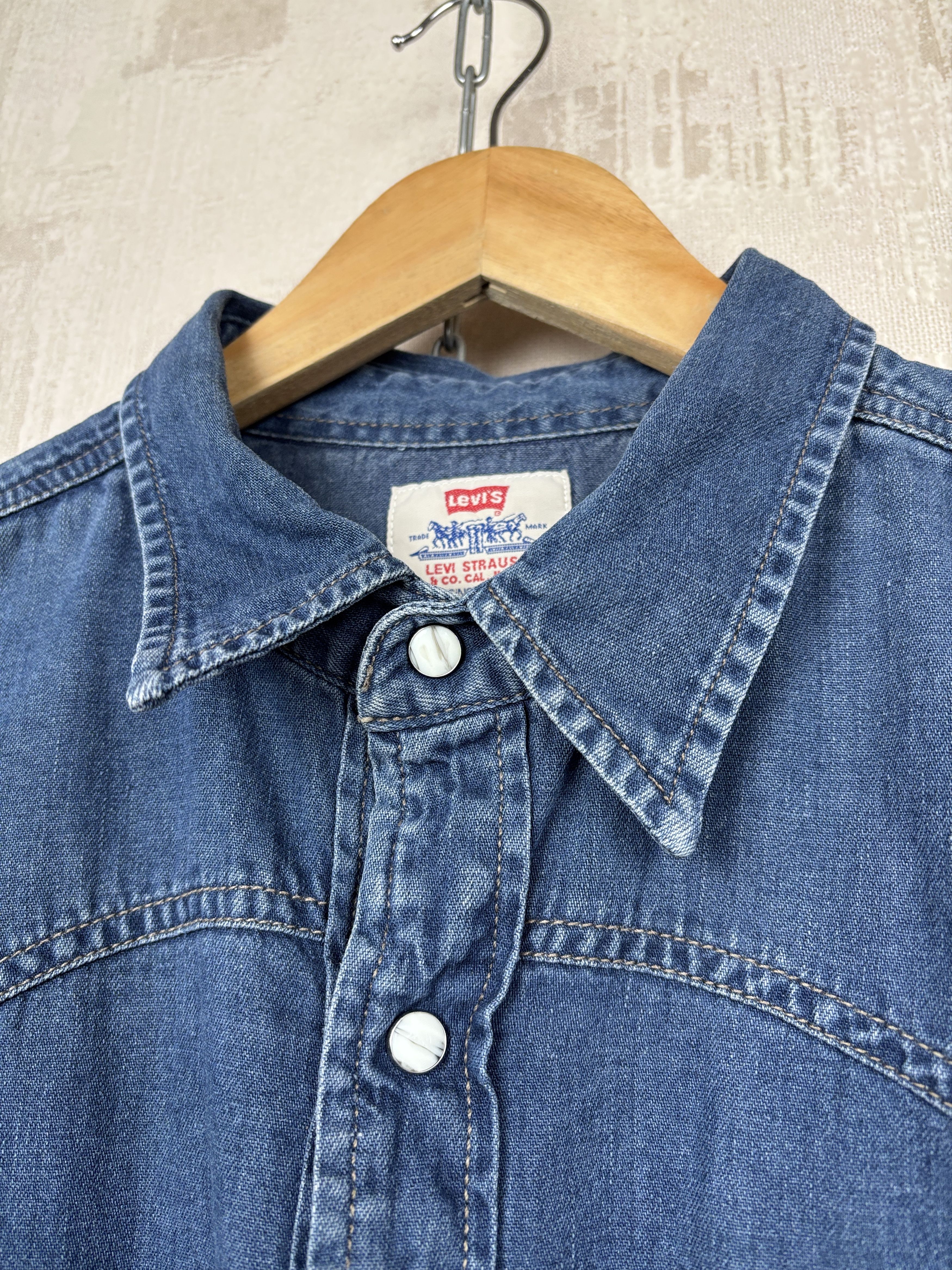 Levi's 90's Levi's Vintage Western Denim Jeans Pearl Snap Shirt Size US XL / EU 56 / 4 - 6 Thumbnail