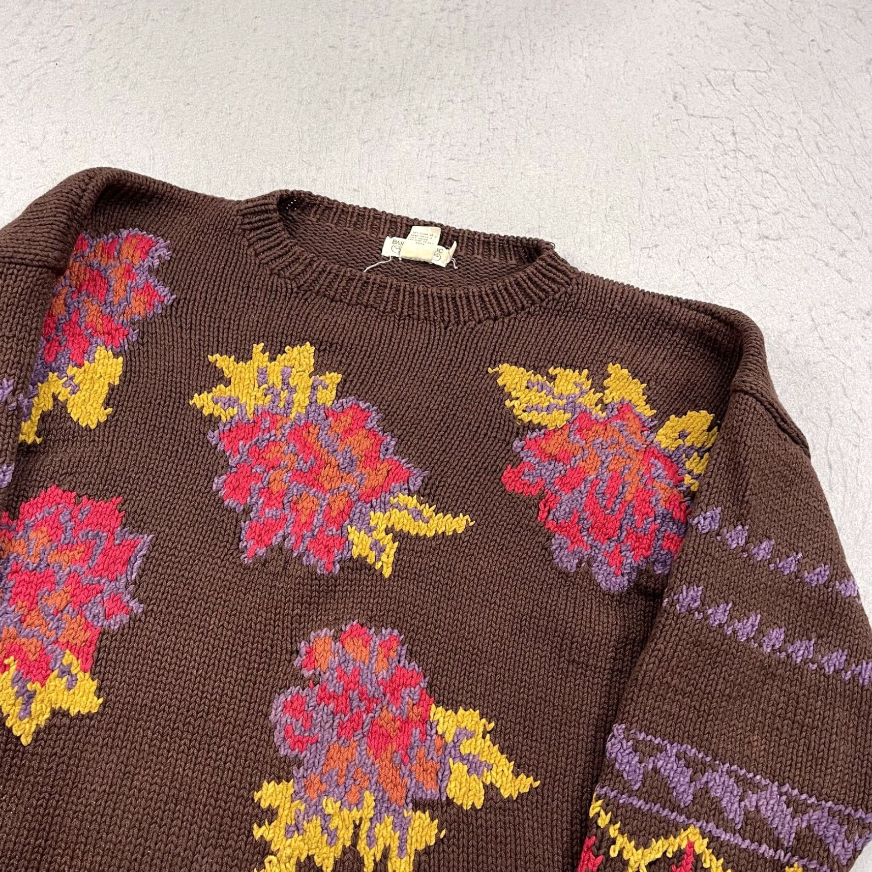 Banana Republic VINTAGE Banana Republic Sweater Womens M Brown Floral Hand Knit Grandma 80s Size M / US 6-8 / IT 42-44 - 3 Thumbnail