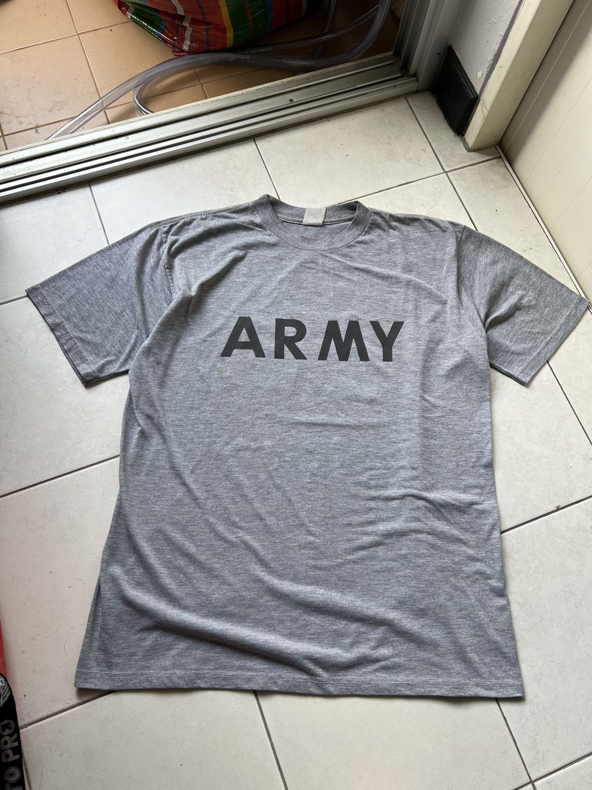 Vintage Vintage Army Gray T-Shirt Size US XL / EU 56 / 4 - 5 Thumbnail