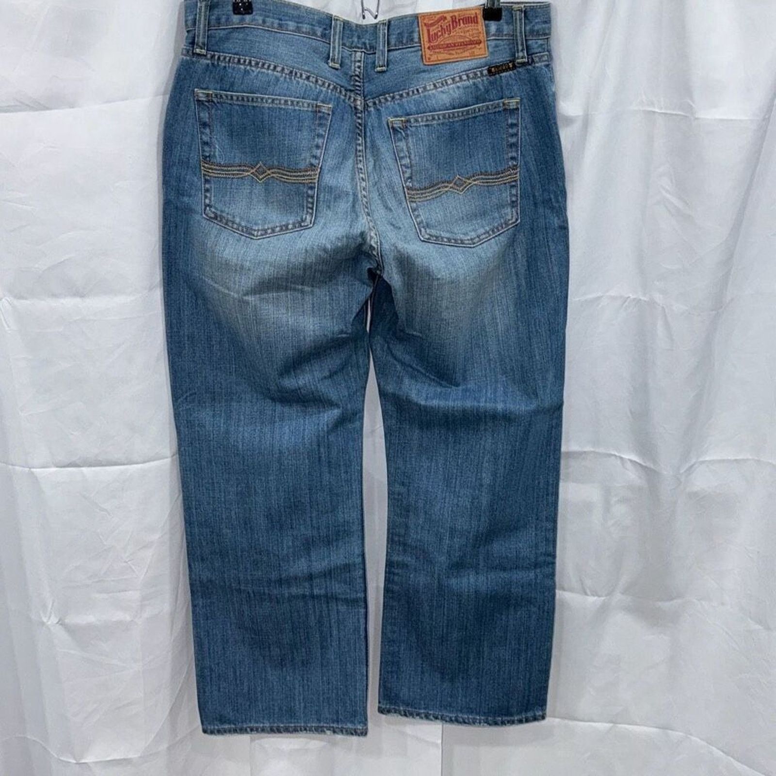 Lucky Brand Lucky Jean's mens blue straight leg denim jeans | Sz 33 Size US 33 - 5 Thumbnail