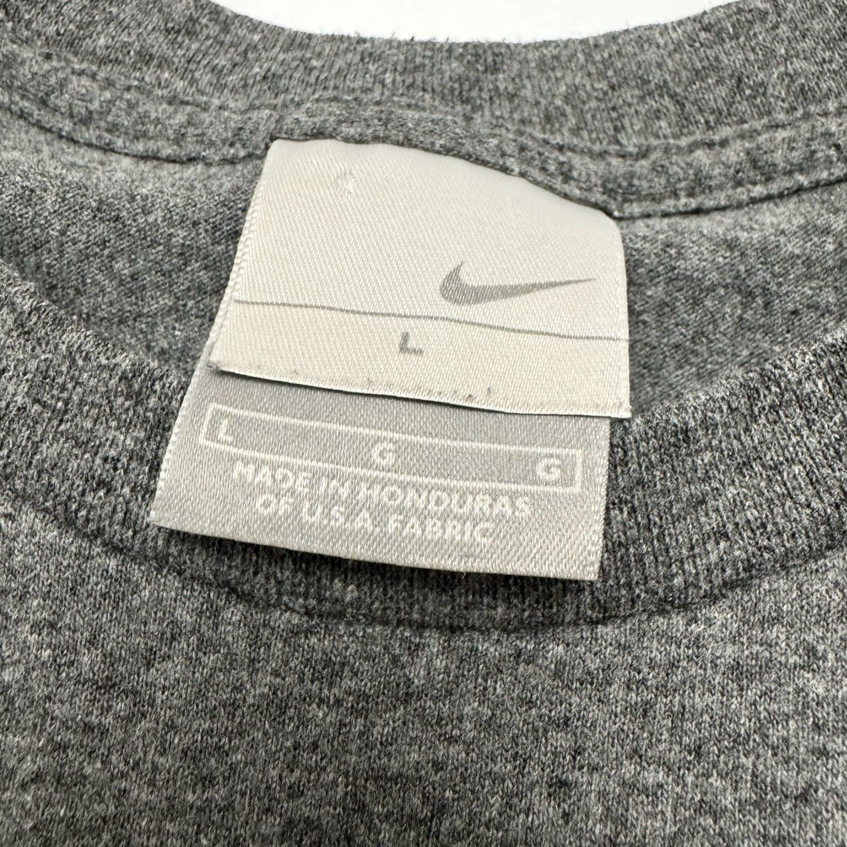 Nike VTG Nike Sportswear Large Grey Single Stitch Athletic Shirt Embroidered Swoosh Size US L / EU 52-54 / 3 - 5 Thumbnail