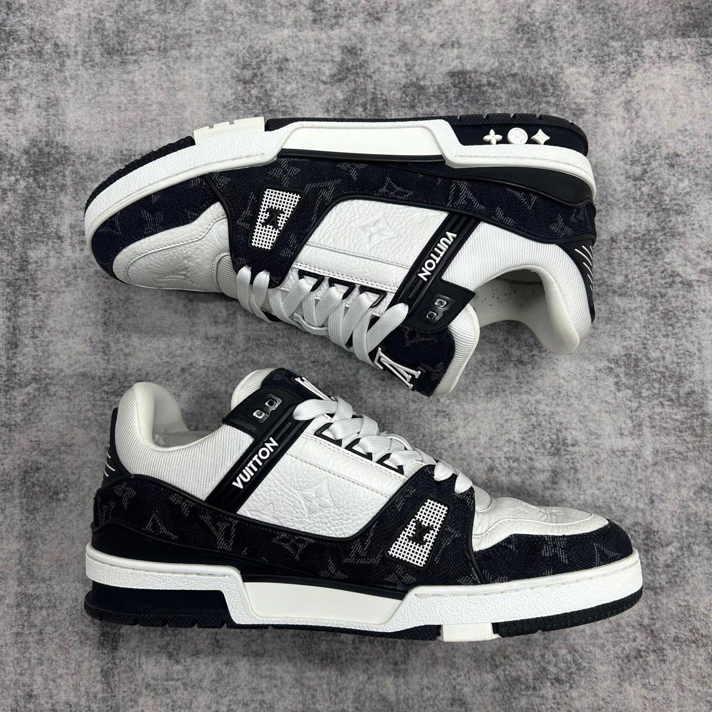 Louis Vuitton Louis Vuitton Trainer Panda Denim Sneakers 42.5 Size US 9.5 / EU 42-43 - 4 Thumbnail