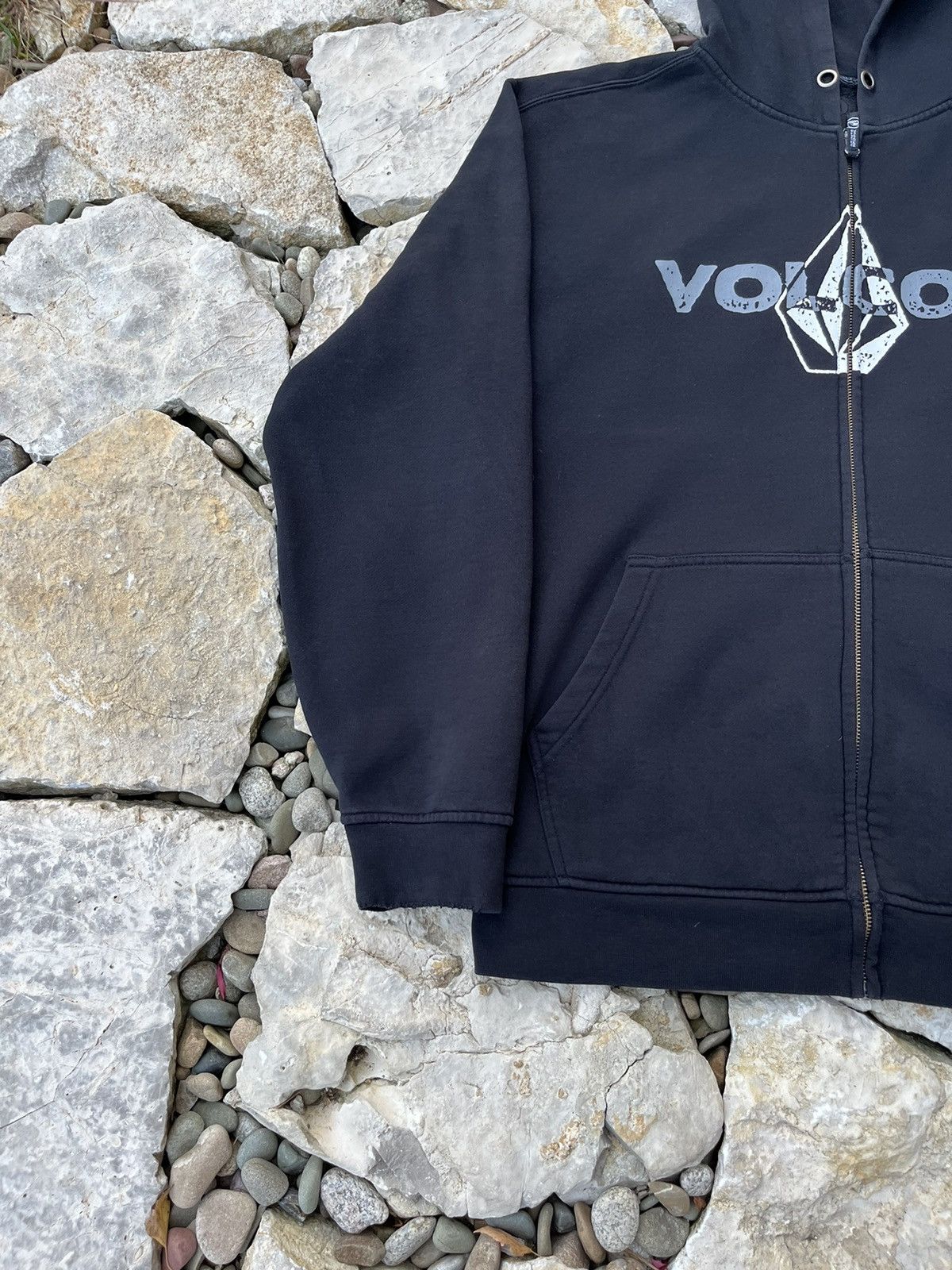 Vintage × Volcom Vintage Volcom y2k zip hoodie big logo sweatshirt retro Size US L / EU 52-54 / 3 - 7 Thumbnail
