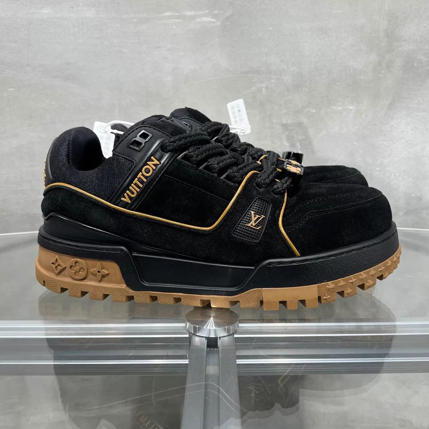 Louis Vuitton LV Trainer Maxi Black Gold Suede UK6.5/40.5 Size US 7.5 / EU 40-41 - 4 Thumbnail