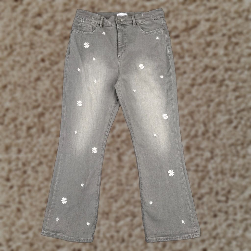 Loft Loft Jeans Women 10 Gray Embroidered Floral Bootcut High Rise Cotton 30x26 Denim Jeans Womens Size 32" / US 10 / IT 46 - 1 Thumbnail