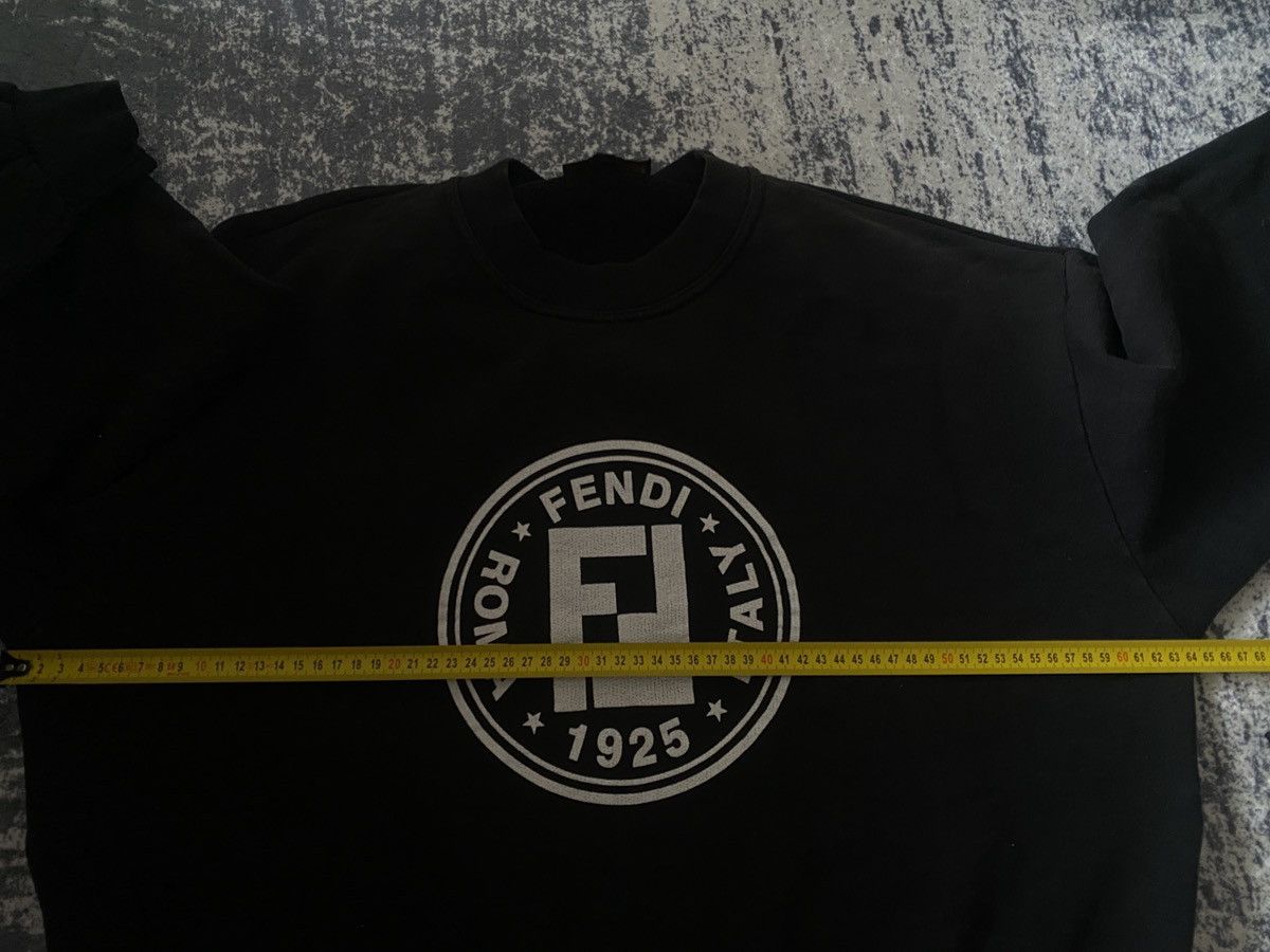 Fendi Vintage fendi luxury big logo ultra rare crawneck Size US XL / EU 56 / 4 - 8 Thumbnail