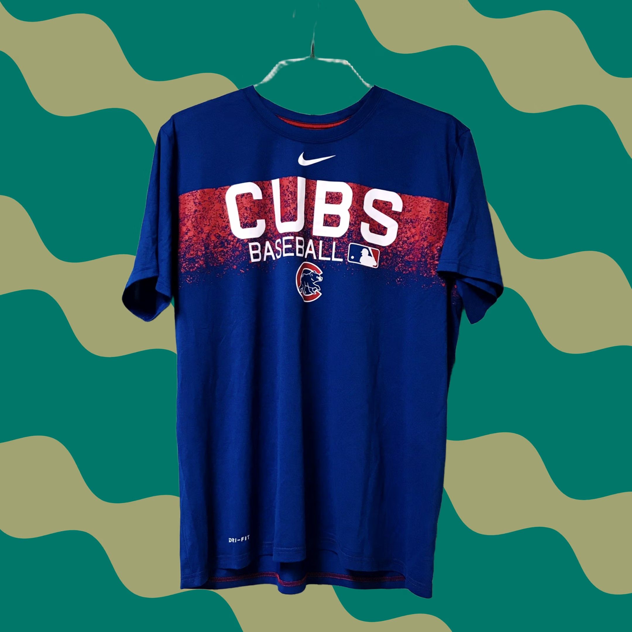 Nike Nike Dri-Fit Men Chicago Cubs MLB Short Sleeve T-Shirt XL Blue Graphic Athletic Cut Logo Size US XL / EU 56 / 4 - 1 Thumbnail