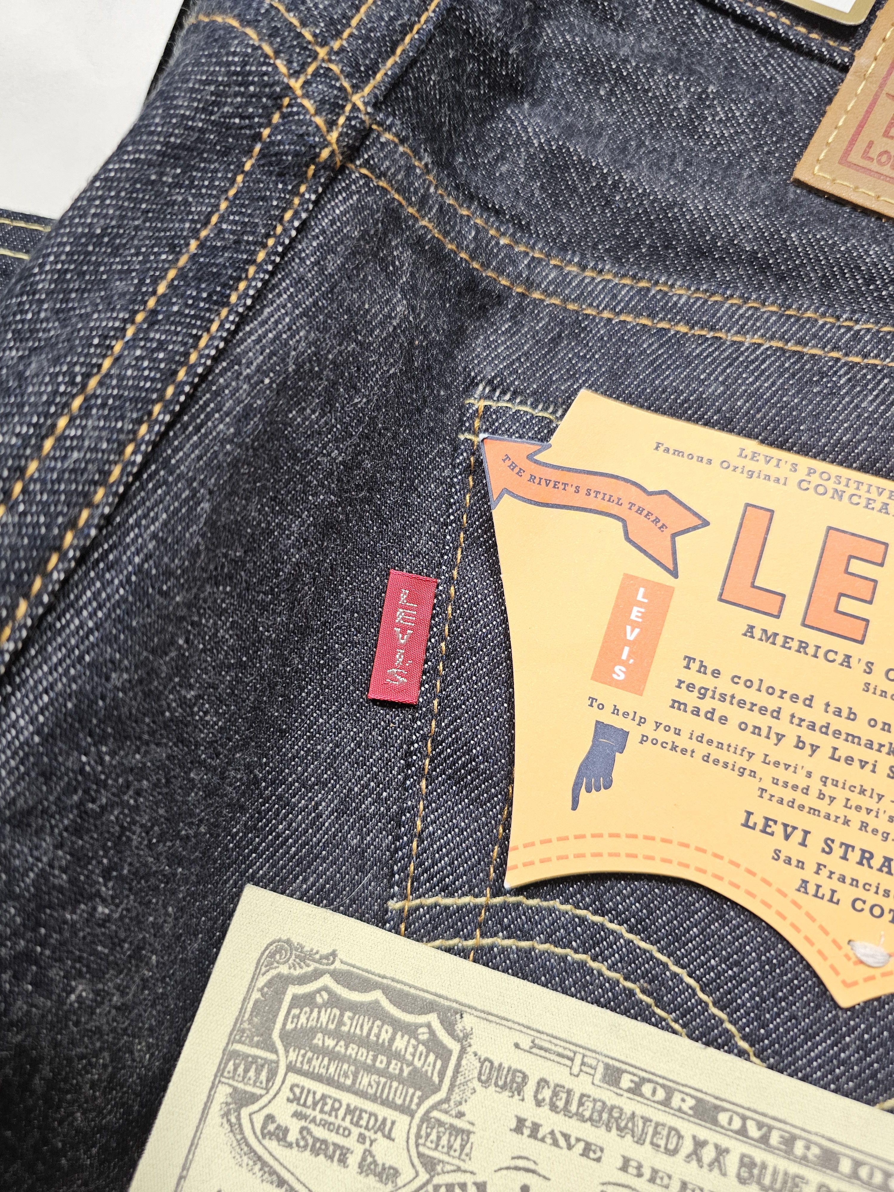 Levi's Vintage Clothing Levi's Vintage Clothing 1954 501 Selvedge Big E Japan Made Size US 29 - 9 Thumbnail