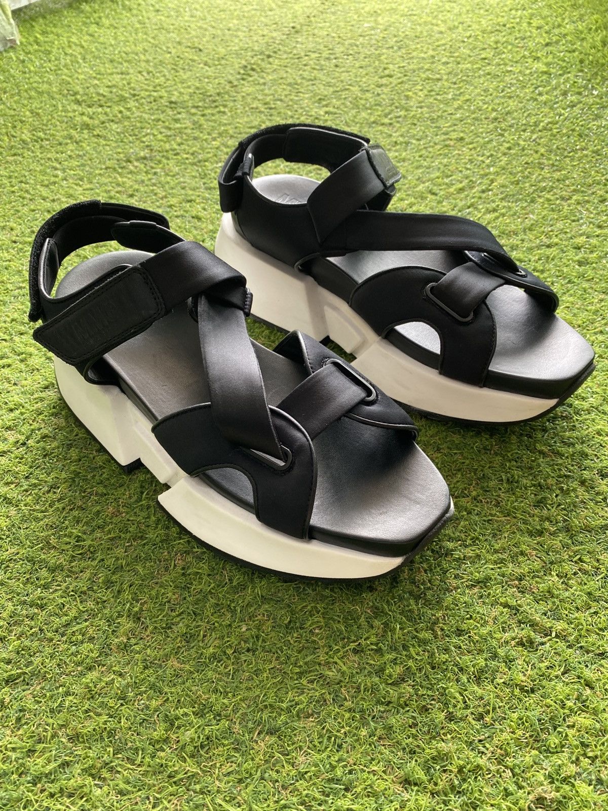 Maison Margiela MM6 MAISON MARGIELA STRAP SANDALS Size US 10 / IT 40 - 4 Thumbnail