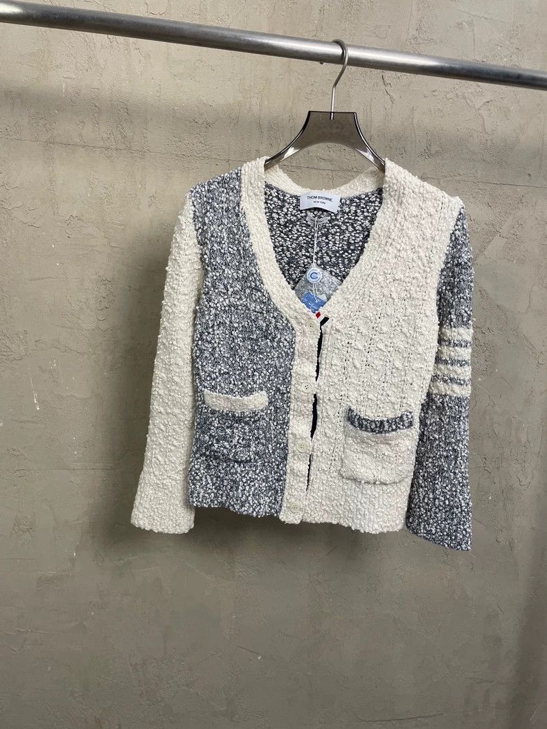 Thom Browne Thom Browne size40 Gray and white knit cardigan Size US XXS / EU 40 - 1 Thumbnail