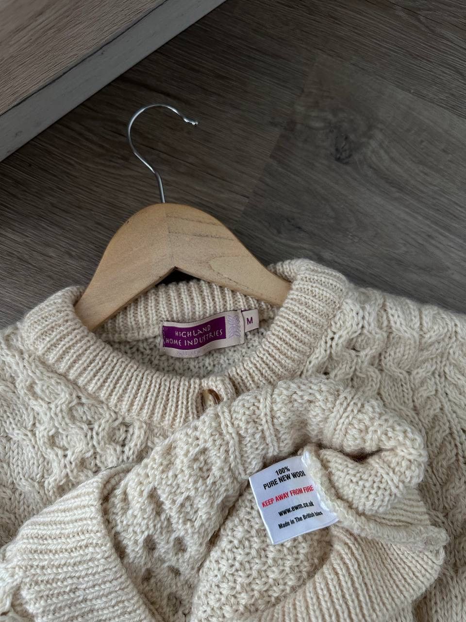 Vintage Vintage Cable Knit Beige Highland Scottish Wool Sweater Size M / US 6-8 / IT 42-44 - 6 Thumbnail