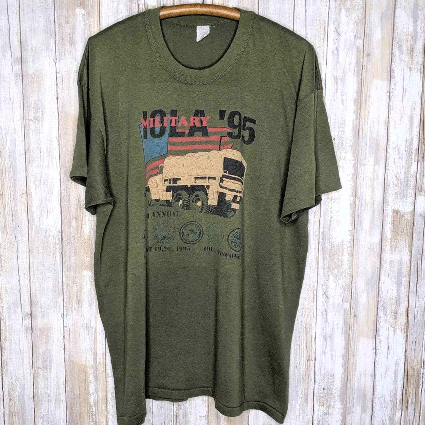 Vintage VINTAGE MT 95 Military Iola WI Single Stitch T-shirt Unisex Adults 2XL Green Distressed Thrash Rare Thrash? Size US XXL / EU 58 / 5 - 2 Thumbnail