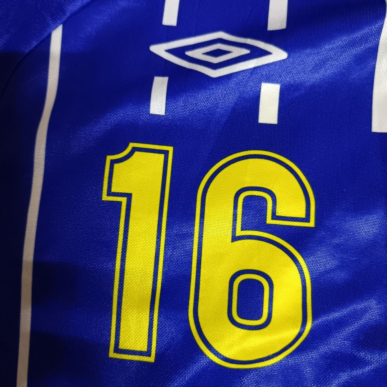 Umbro Yokogawa Musashino J-League Japanese Soccer Football Jersey Size US XL / EU 56 / 4 - 4 Thumbnail