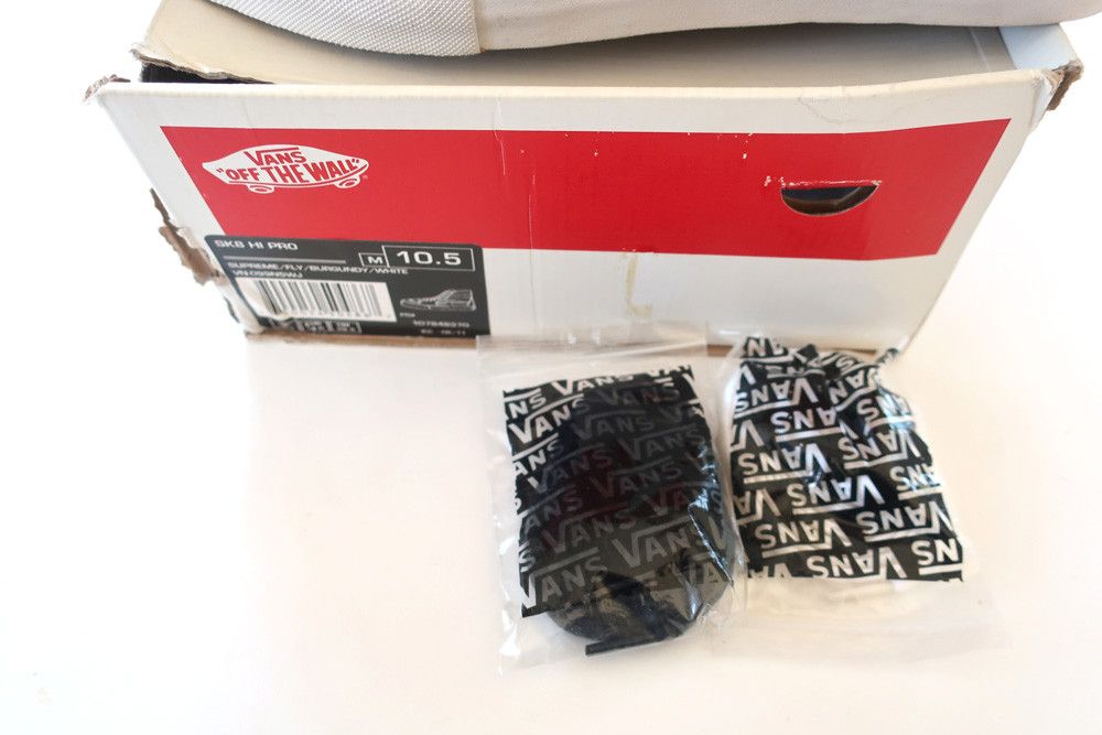 Vans (10.5)Supreme Vans Sk8-Hi Flies Burgundy 2011 Deadstock Size US 10.5 / EU 43-44 - 4 Thumbnail