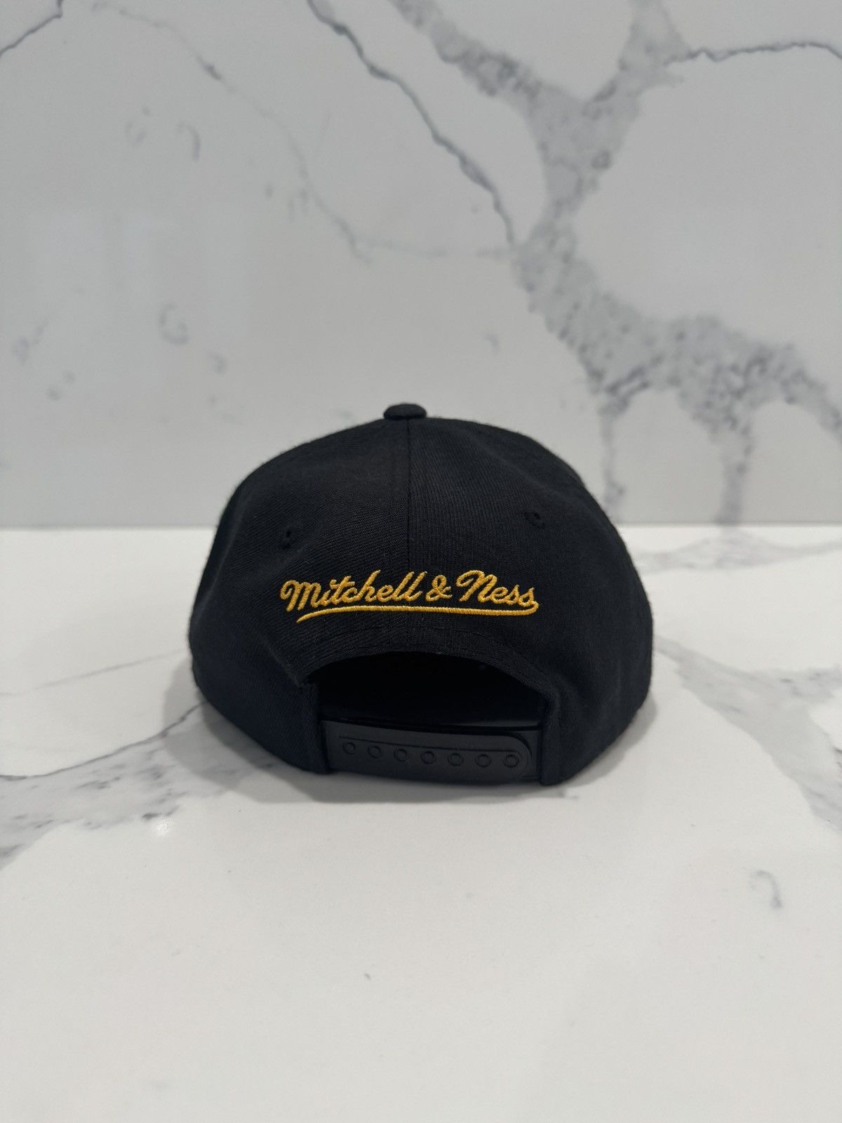 Mitchell & Ness Vintage Y2K Los Angeles Lakers Mitchell & Ness Snapback Hat Size ONE SIZE - 6 Thumbnail