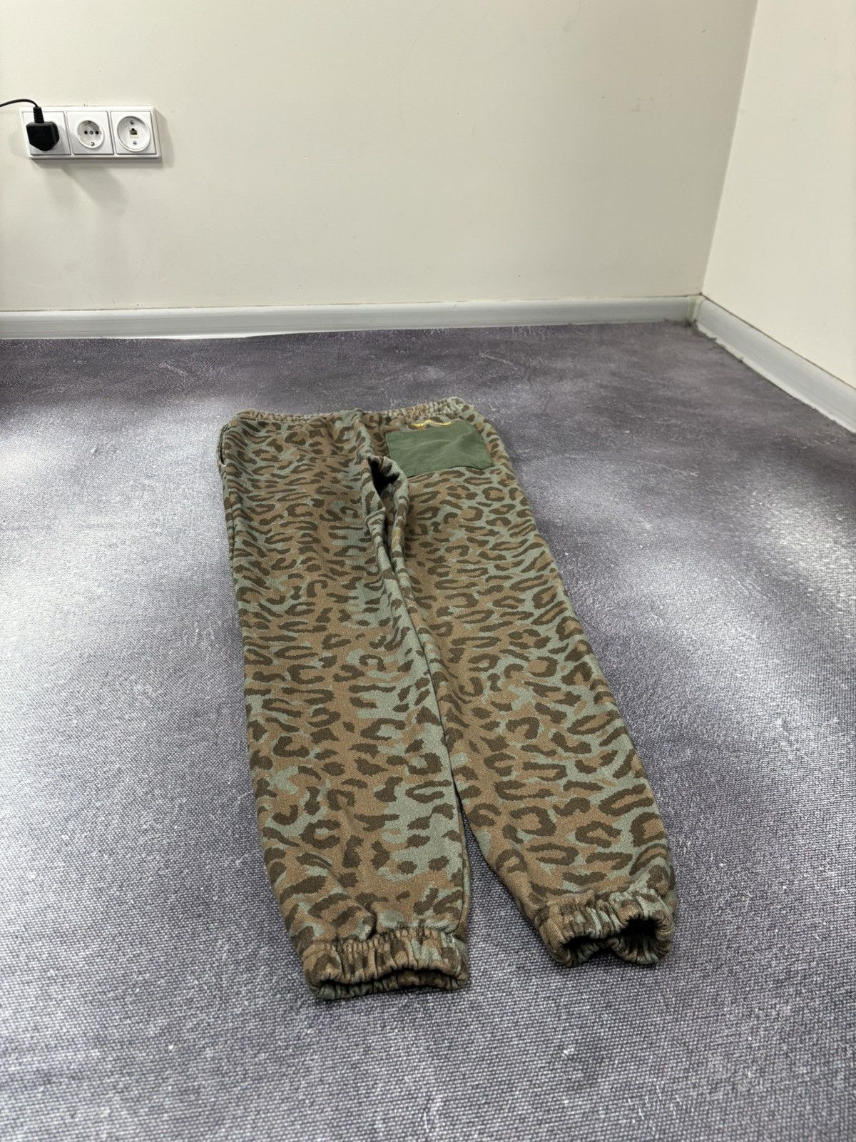 Nas Hstry By Nas X Coming 2 America Unity & Pride Sweatpants Size US 30 / EU 46 - 12 Thumbnail