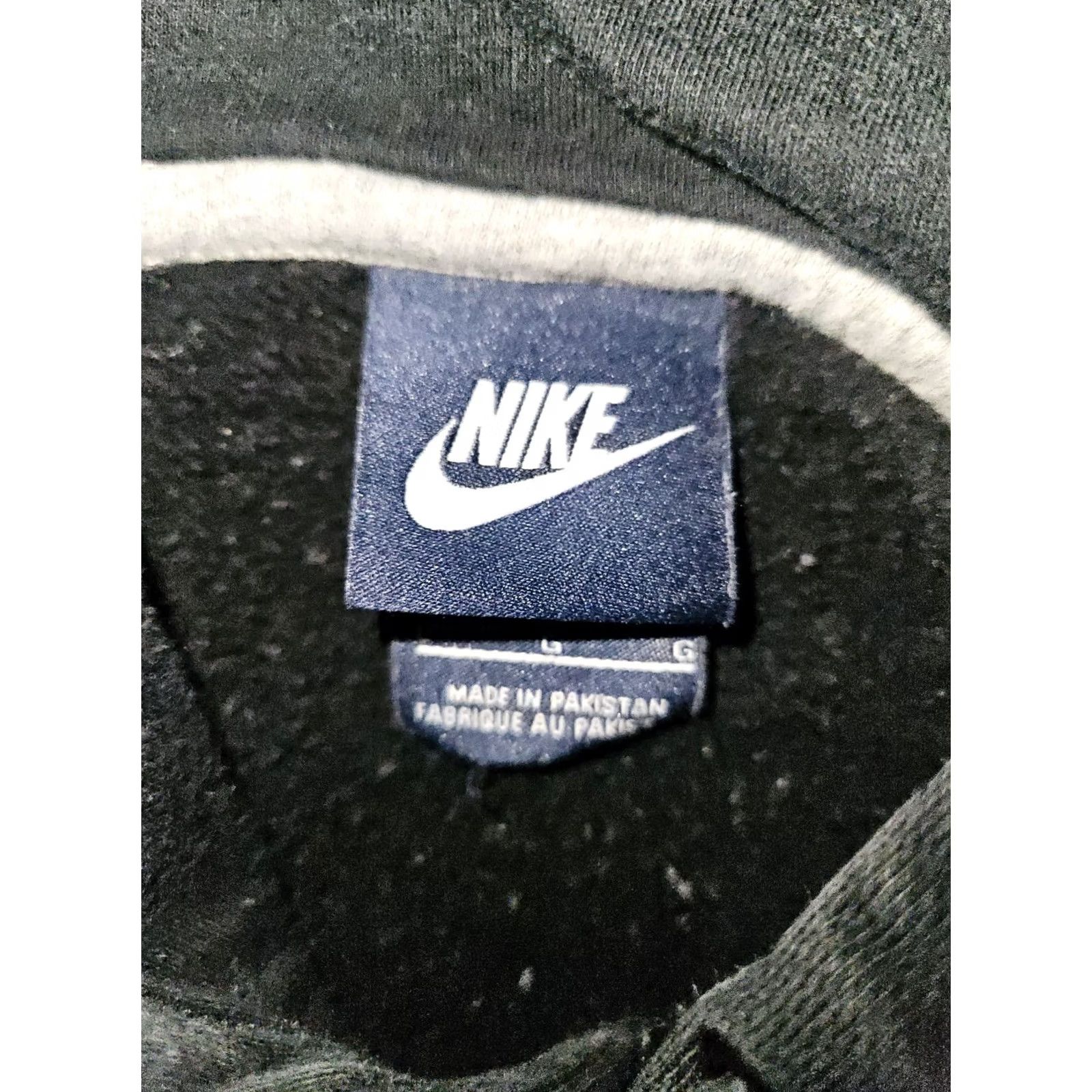 Nike VINTAGE Nike Pullover Hoodie Men's L Black Drawstring Single Pocket Y2K Size US L / EU 52-54 / 3 - 2 Thumbnail