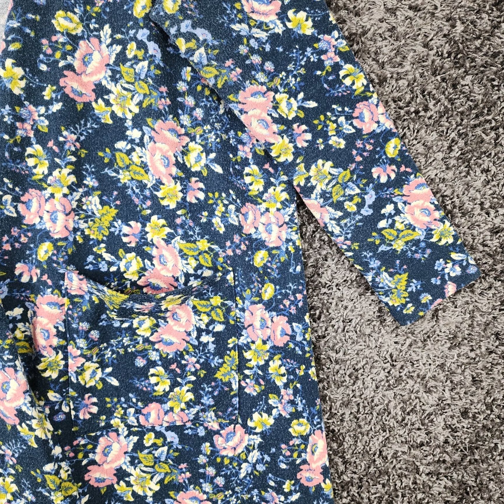 Vintage LuLaRoe Sweater Womens XL Blue Floral Long Sleeve Cardigan Pockets Size XL / US 12-14 / IT 48-50 - 2 Thumbnail