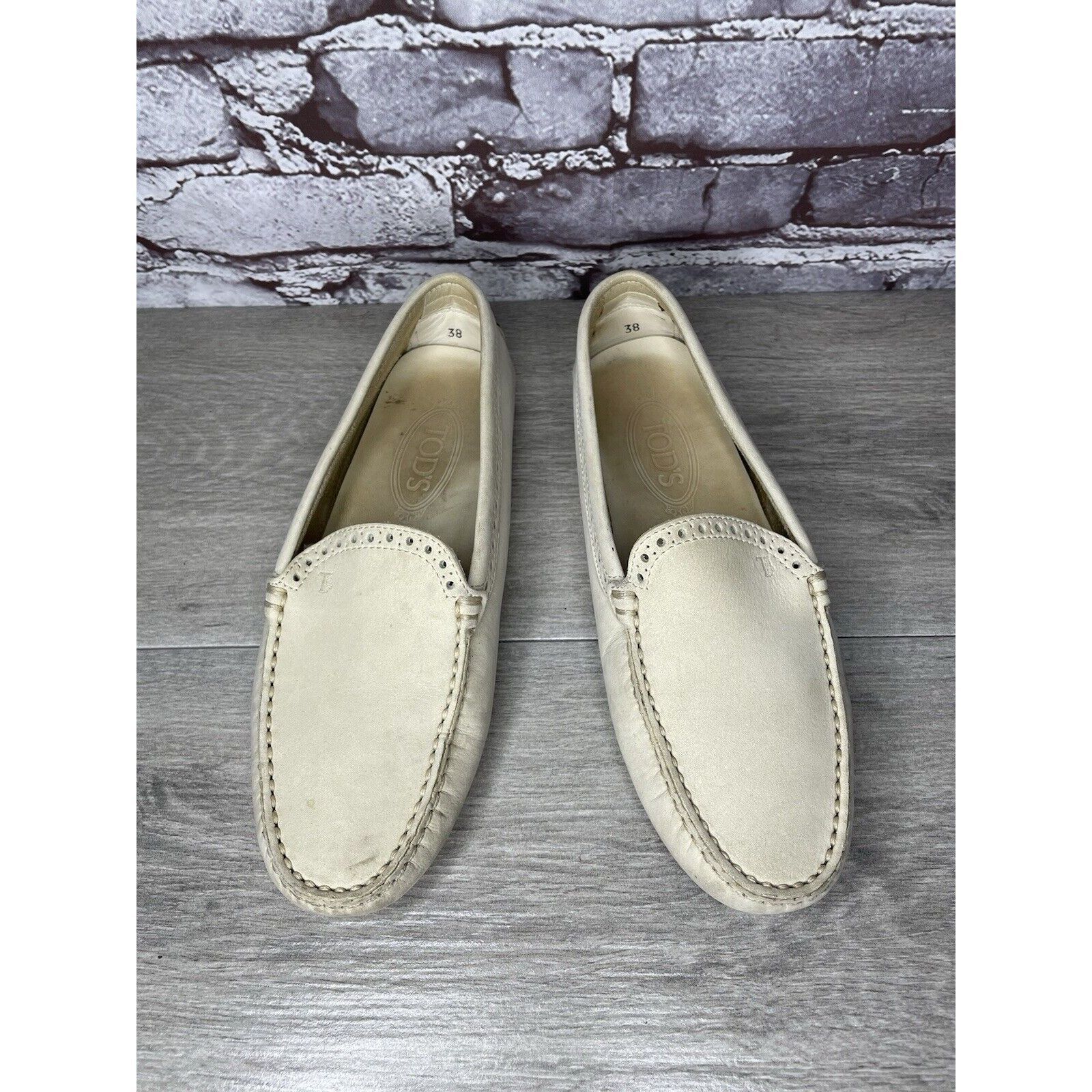 Tod's TOD'S Ivory Off White Suede Leather Moc Loafers Driving Shoe Size US 8 / IT 38 - 22 Thumbnail