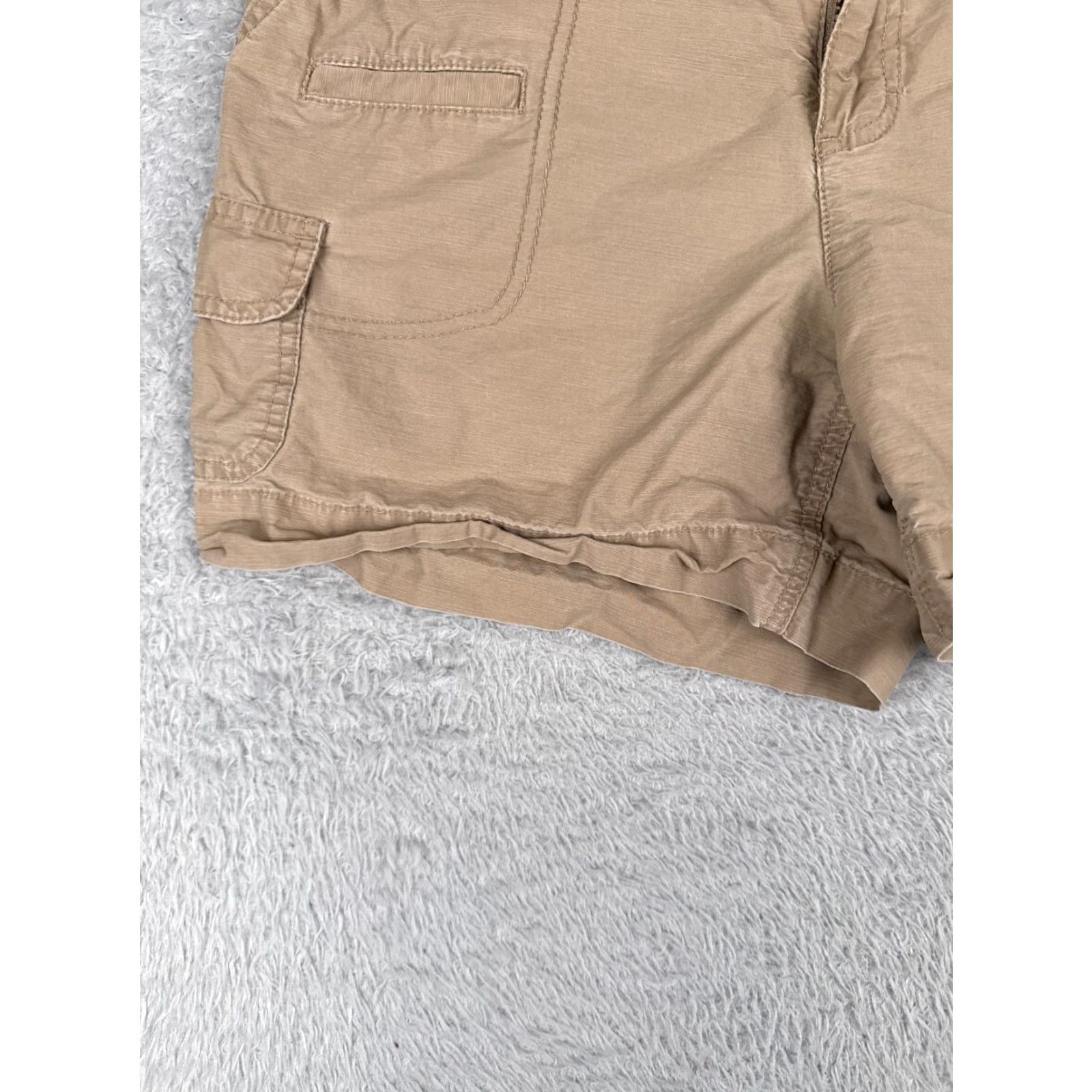 Vintage Cabela's Shorts Women 10 Beige Cargo Cotton Blend Hiking Camping Casual 32x5 Cargo Pocket Elastic Waist Flat Front Size 32" / US 10 / IT 46 - 3 Thumbnail