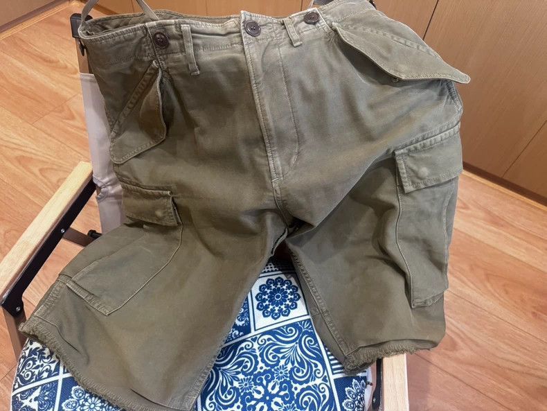 Visvim Eiger Cargo Shorts in Orange Color-2506