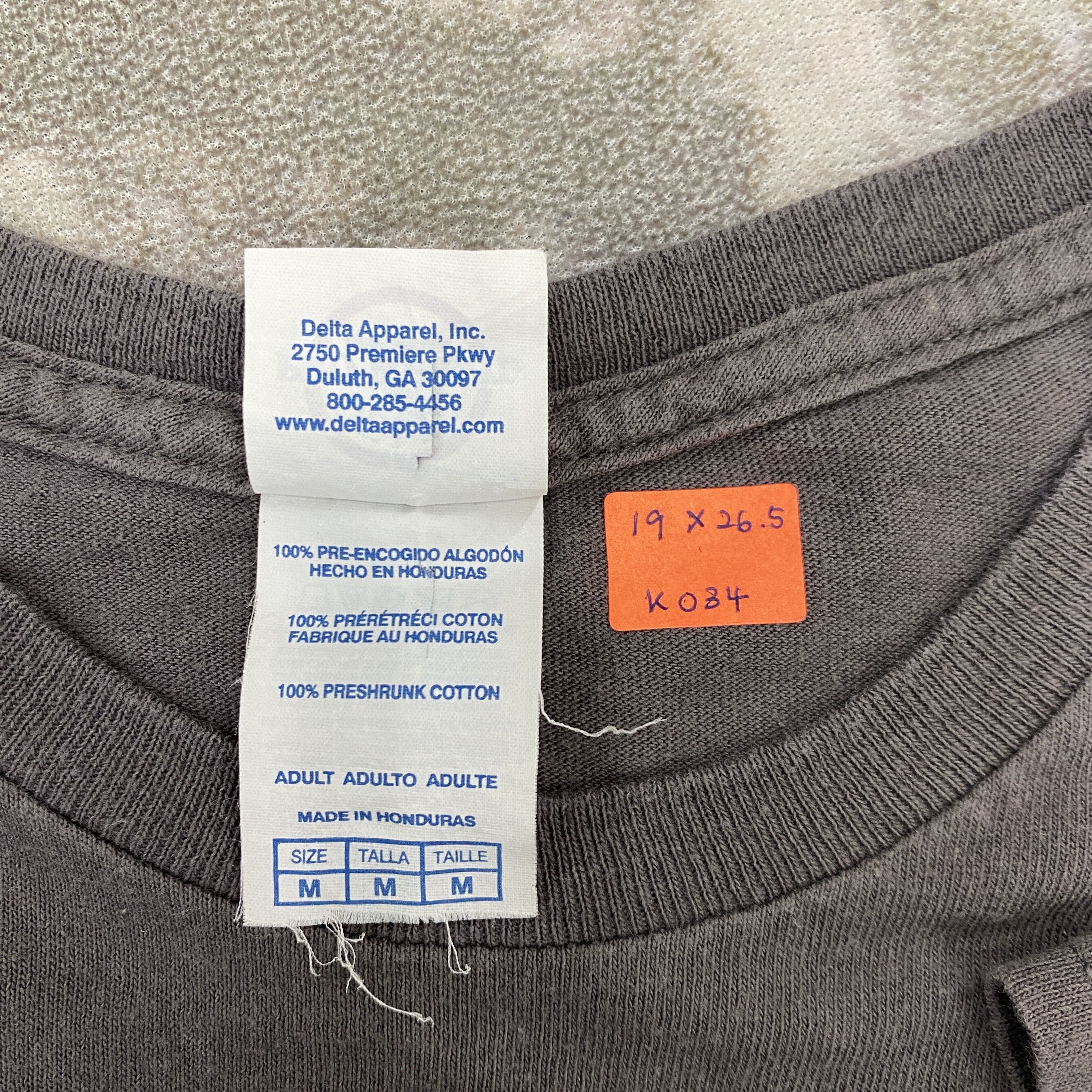 Delta Vintage Women's Don’t be a Salty Bitch Shirt - K034 Size S / US 4 / IT 40 - 6 Thumbnail