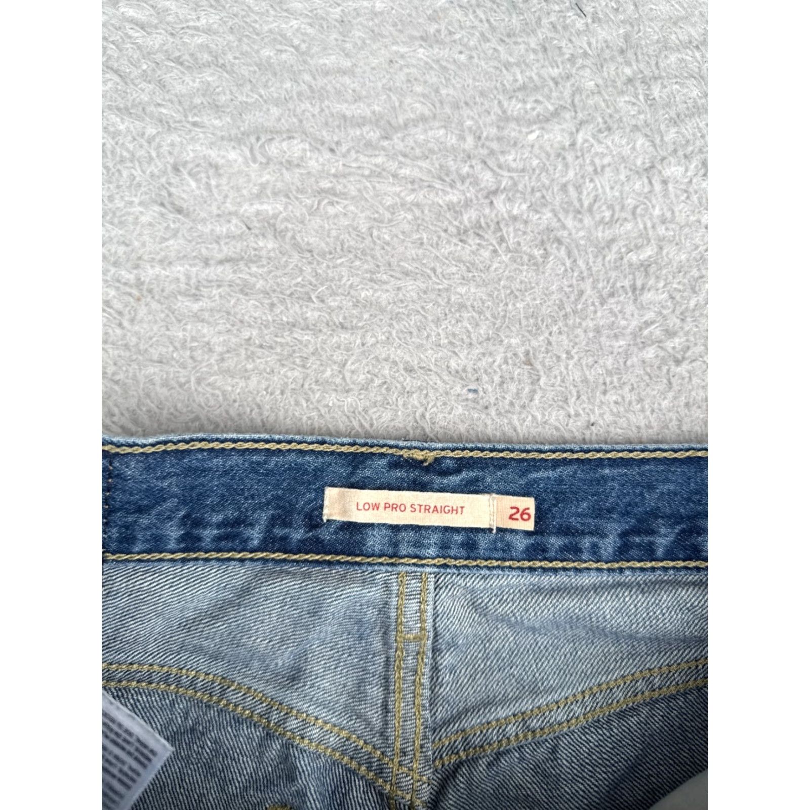 Levi's Levi's Shorts Womens 30 Blue Denim Cut-Off Mid Rise Cotton Blend Medium Wash 30x3 Size 30" / US 8 / IT 44 - 7 Thumbnail