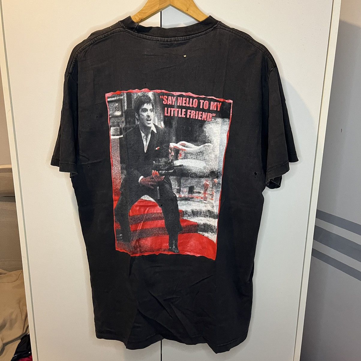 Vintage Vintage Scarface "Say Hello To My Little Friend" Movie Shirt Size US L / EU 52-54 / 3 - 10 Thumbnail