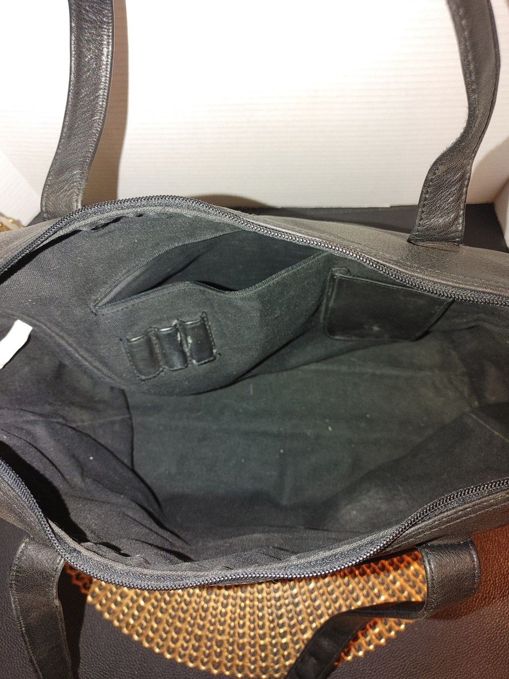 G.H. Bass & Co. G.H Bass & Co. Madison Zip Leather Tote Size ONE SIZE - 6 Thumbnail