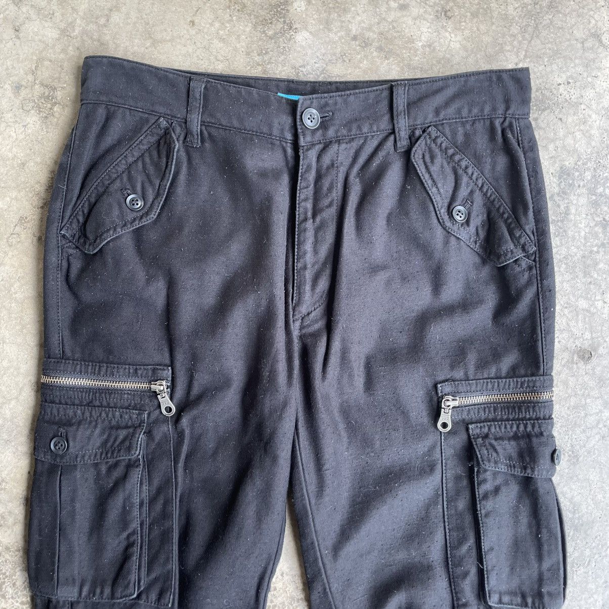 Katharine Hamnett London 🔥Katherine Hamnet London Multipockets Black Shorts Pants Size US 32 / EU 48 - 2 Thumbnail