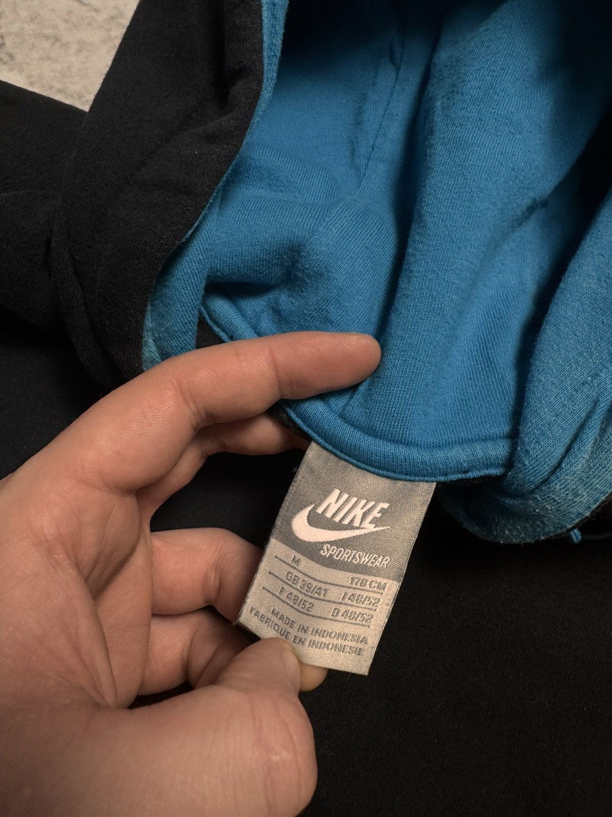 Nike × Vintage NIKE VINTAGE CENTER LOGO OVERSIZE BOXY HOODIE Size US M / EU 48-50 / 2 - 6 Thumbnail