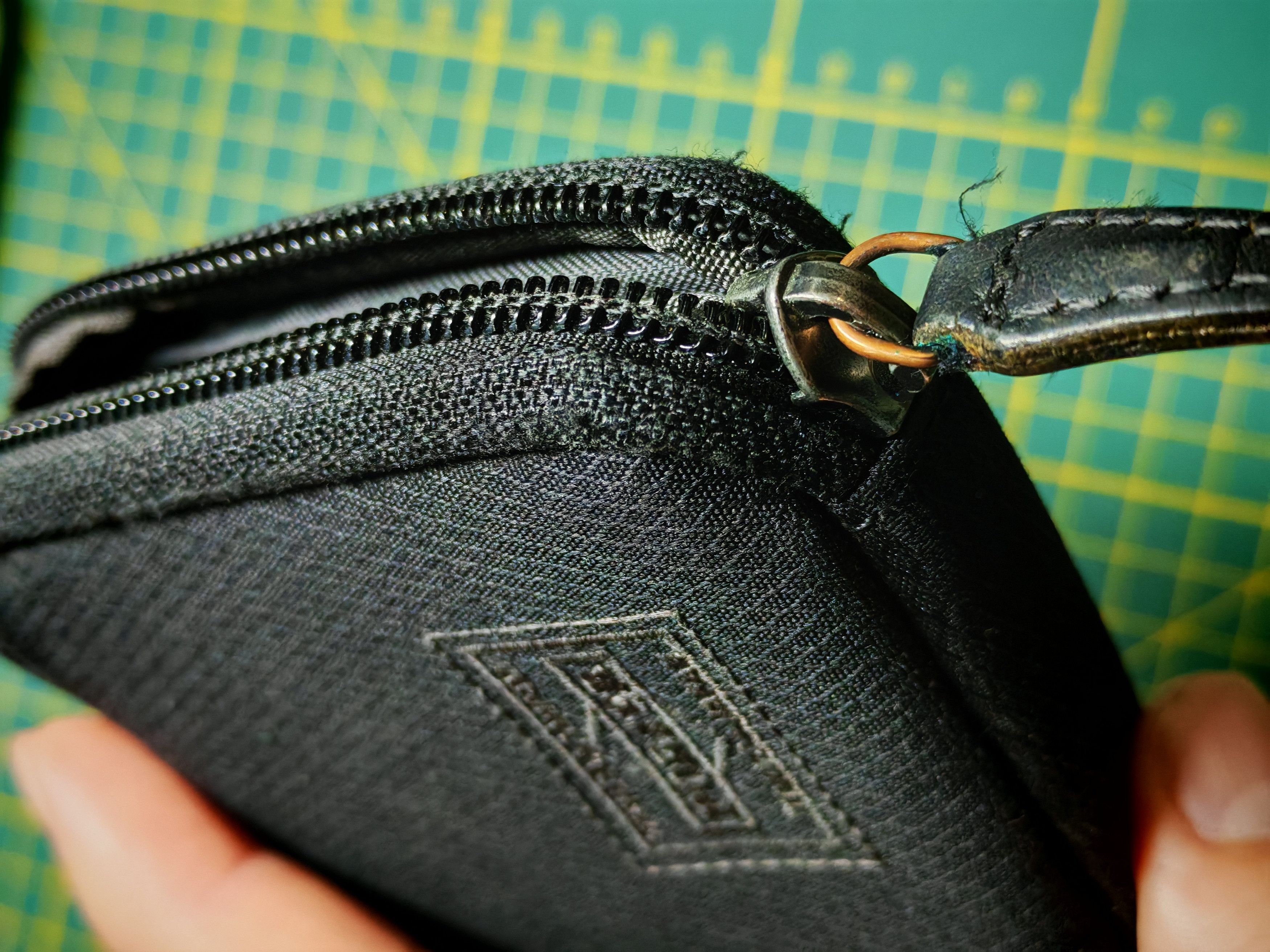 Porter Porter Yoshida & Co Porter Dill Travel Wallet Black Japan Size ONE SIZE - 6 Thumbnail