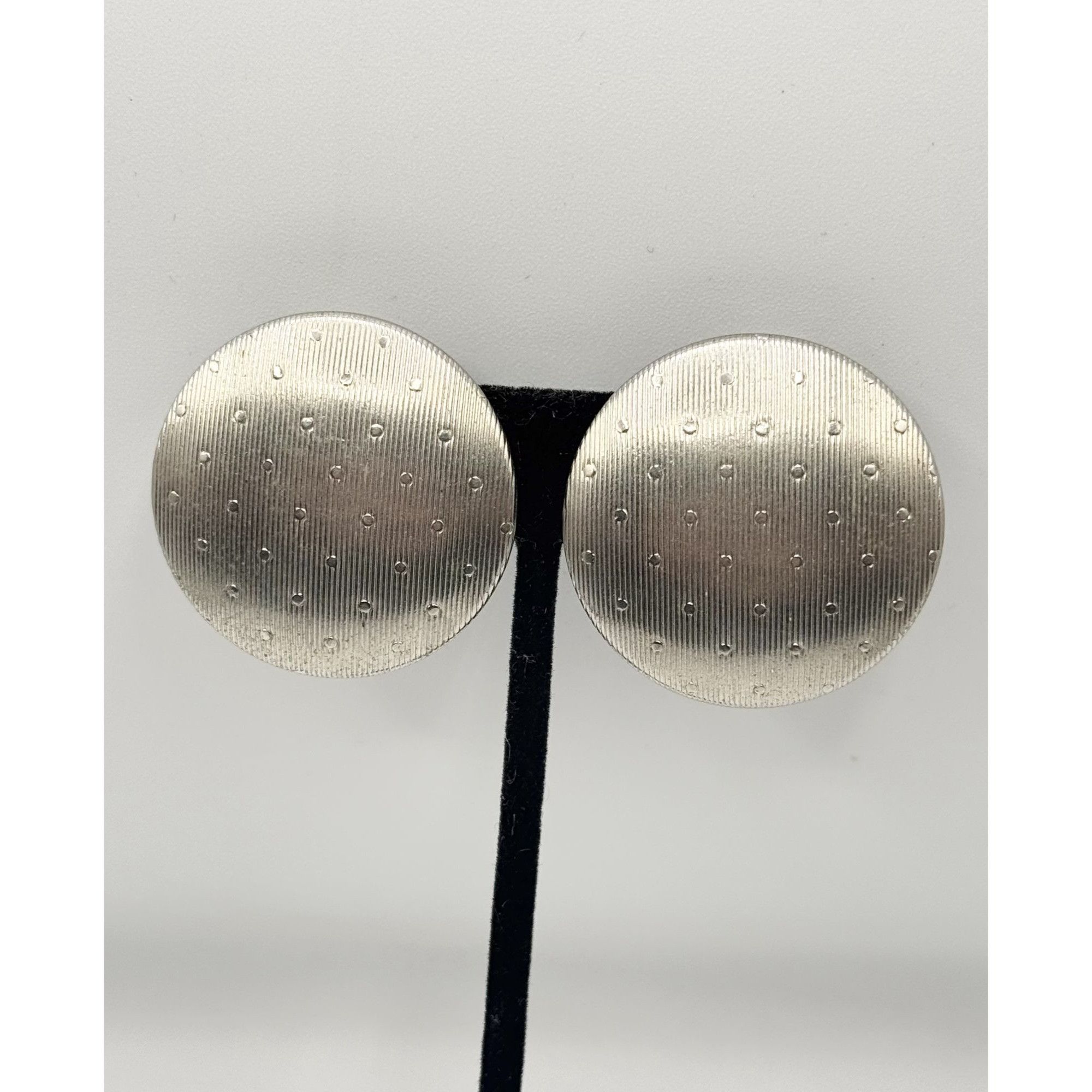 Vintage Vintage Silver tone textured large circle earrings Size ONE SIZE - 2 Thumbnail