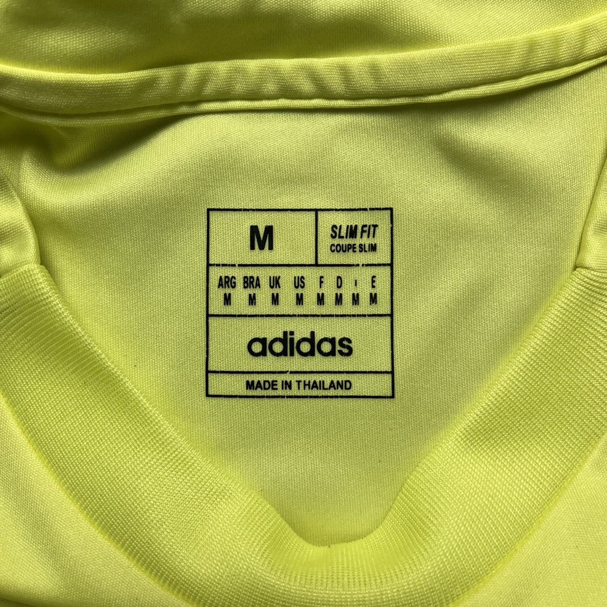Adidas Adidas Wales 2024/2025 Home Soccer Jersey Football Blokecore Size US M / EU 48-50 / 2 - 6 Thumbnail