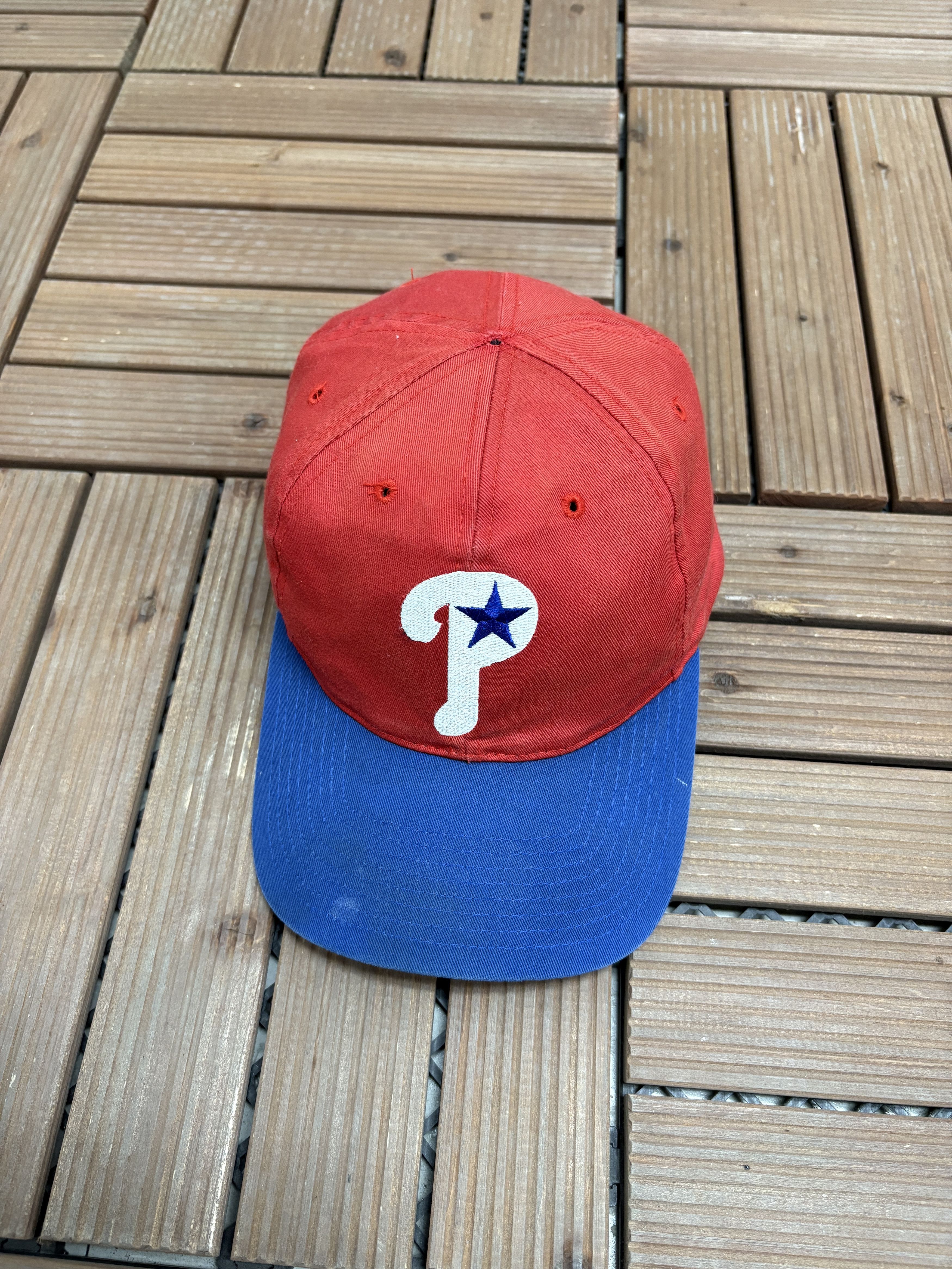 Vintage Philadelphia Phillies Vintage Red Snap Back Hat Cap Size ONE SIZE - 1 Thumbnail
